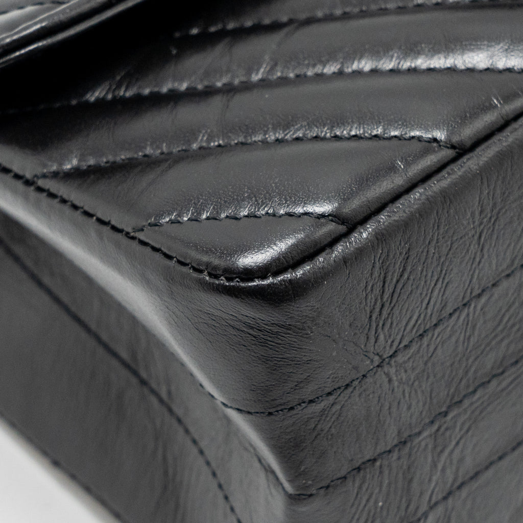 CHANEL MINI 2.55 REISSUE CHEVRON CALFSKIN SO BLACK
