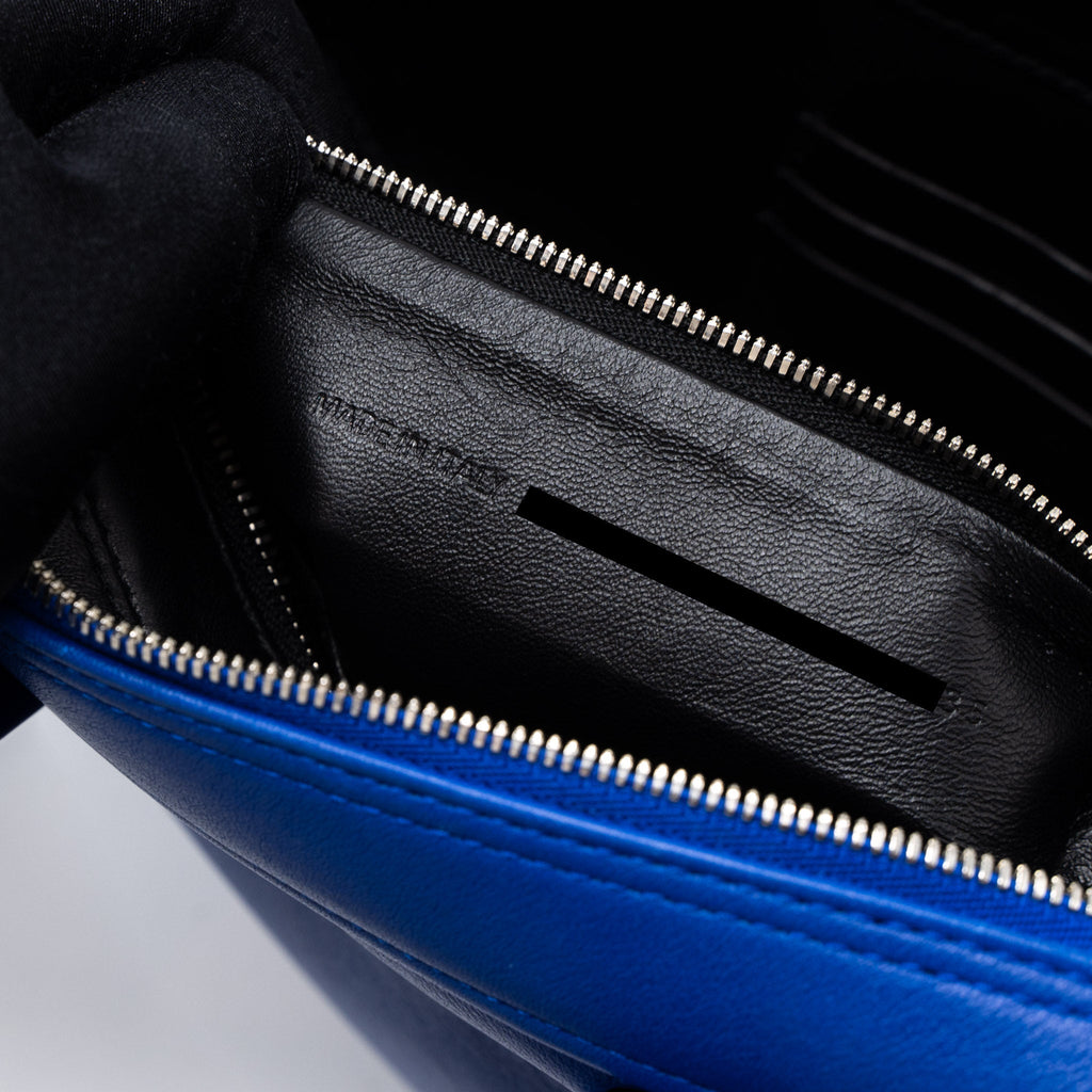 BALENCIAGA TRIANGLE DUFFLE BAG CALFSKIN BLUE SHW