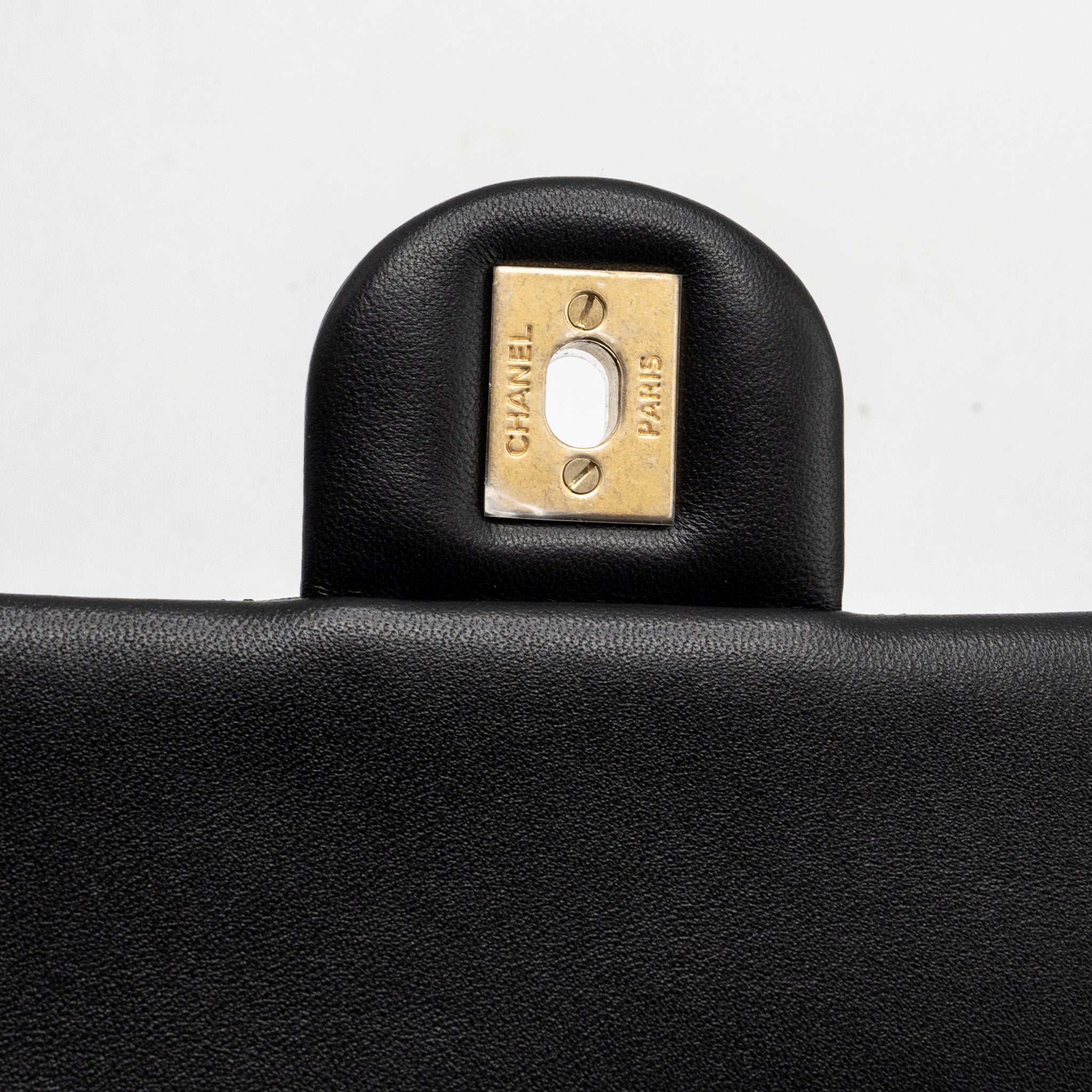 CHANEL 23S CAMELLIA CHAIN FLAP BAG LAMBSKIN BLACK GHW (MIRCOCHIP)