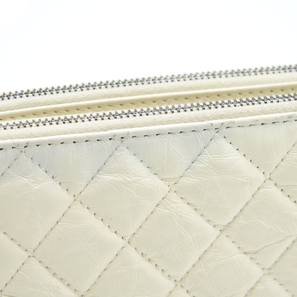 CHANEL GABRIELLE CLUTCH ON CHAIN AGED CALFSKIN WHITE WITH SILVER AND GOLD HARDWARE