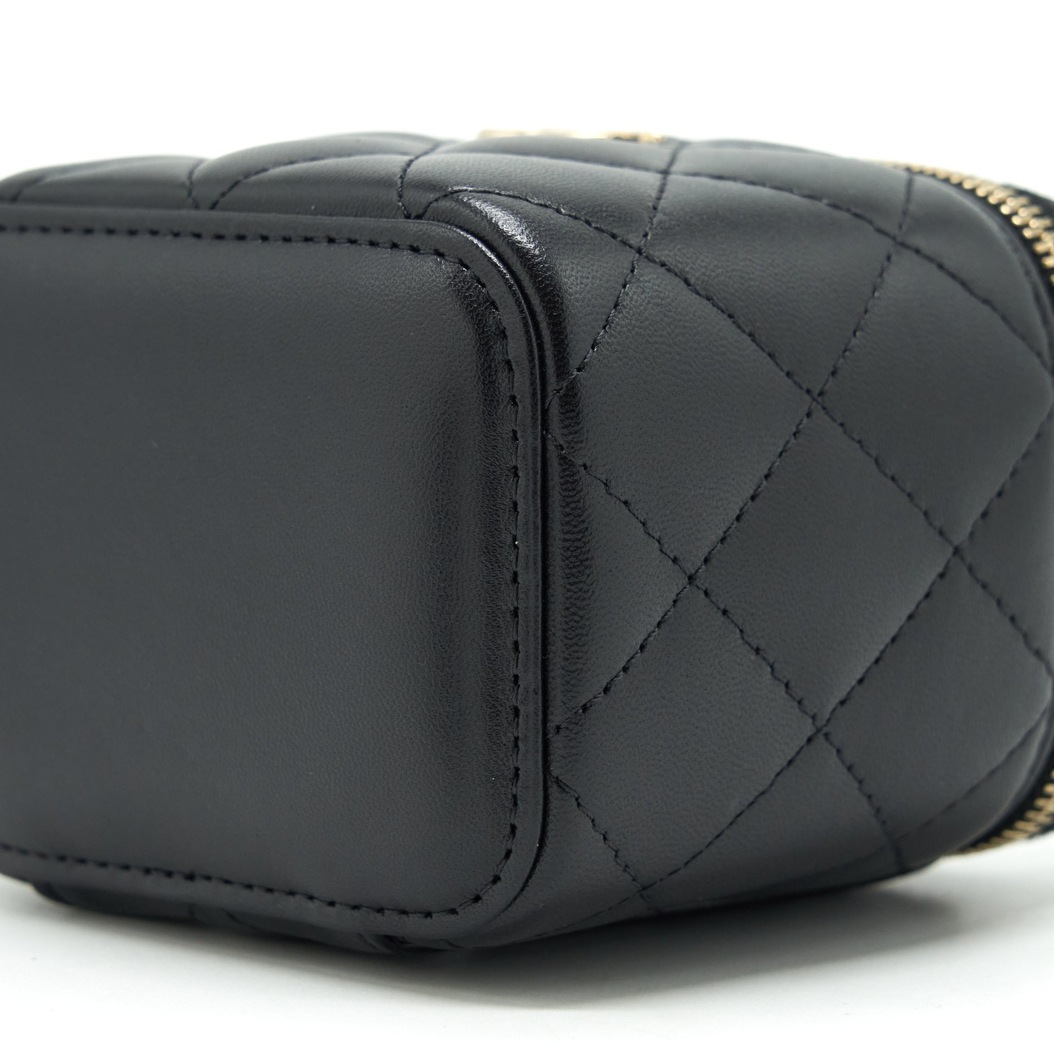 CHANEL TOP HANDLE MINI VANITY WITH CHAIN LAMBSKIN BLACK LGHW