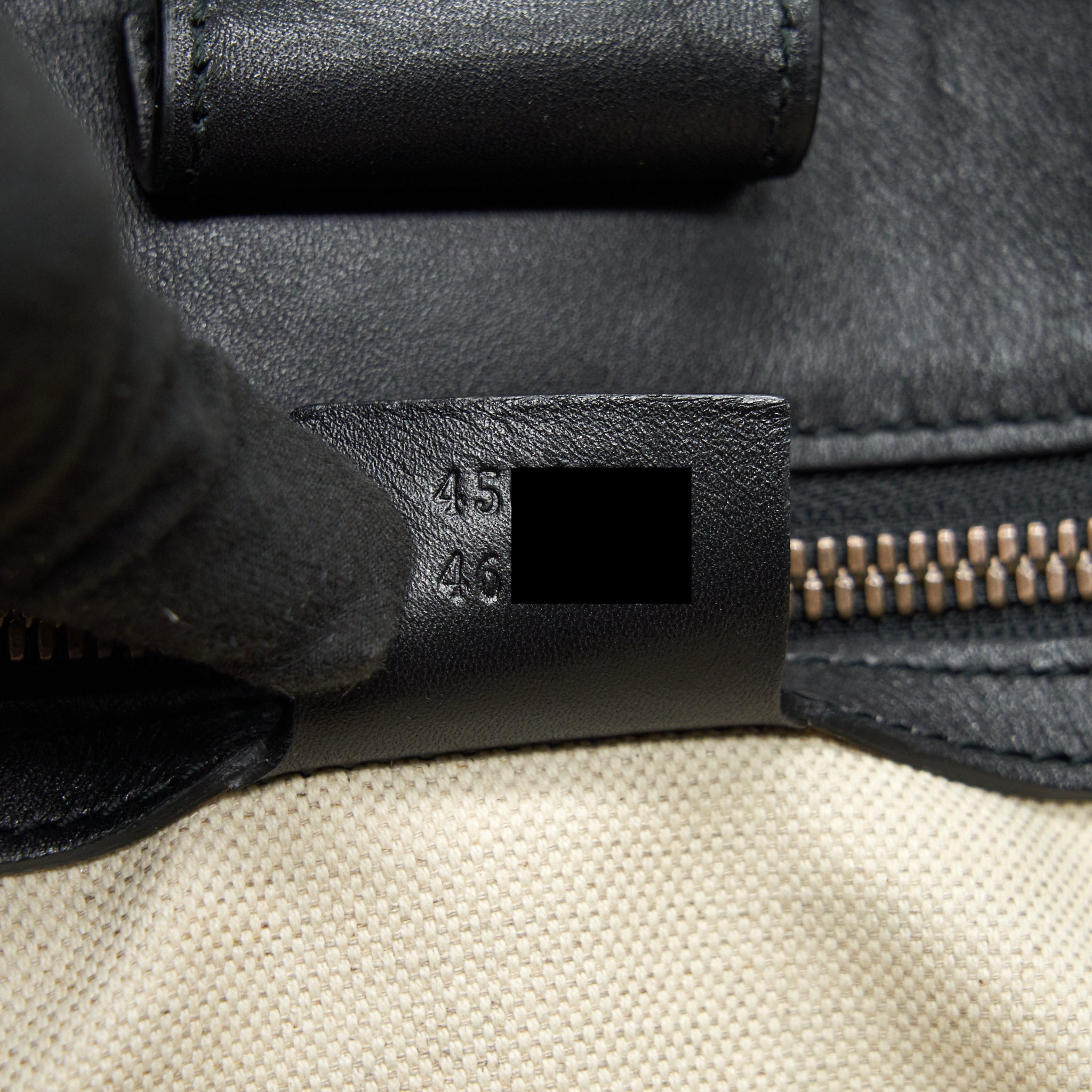 GUCCI SUPREME CANVAS WITH BEE TOTE BAG