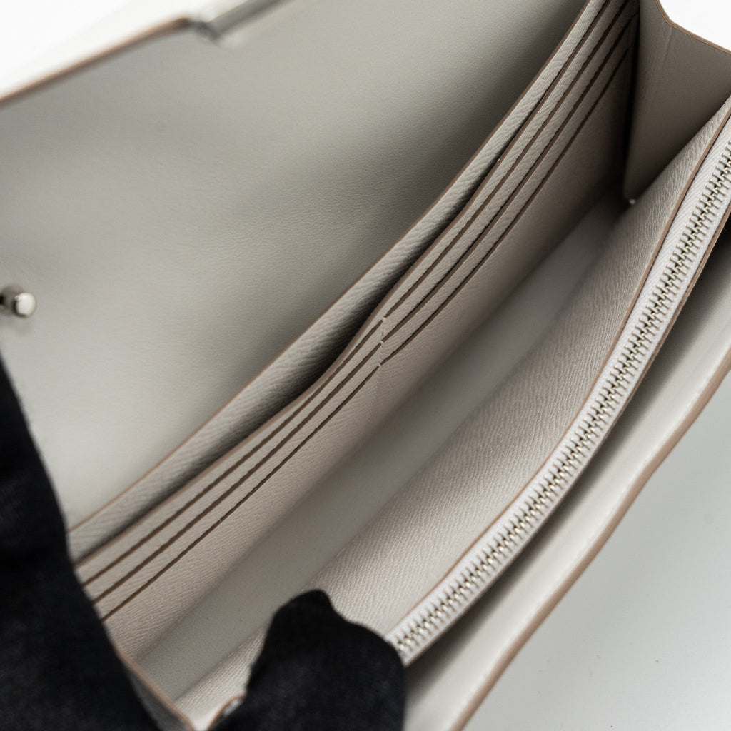 HERMES CONSTANCE TO GO EPSOM GRIS PALE SHW