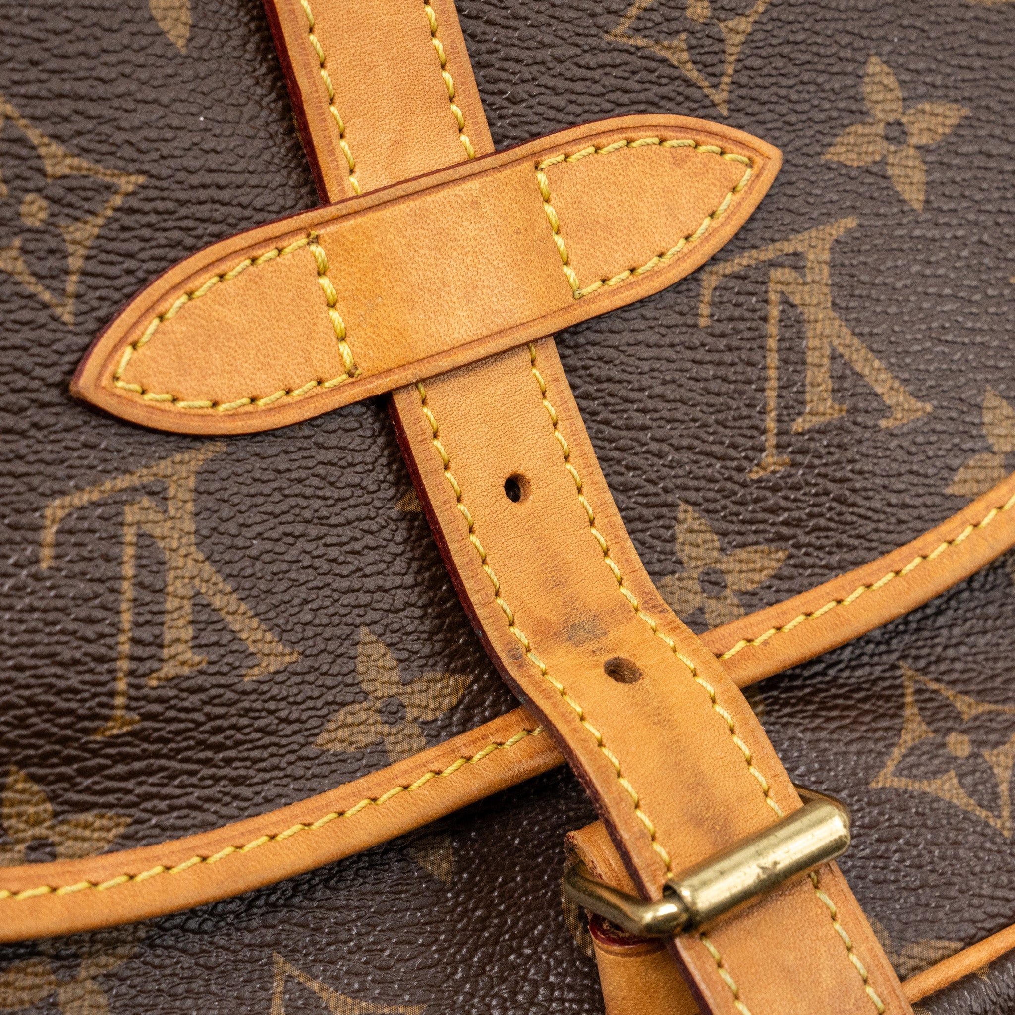 LOUIS VUITTON VINTAGE SAUMUR BAG MONOGRAM CANVAS GHW