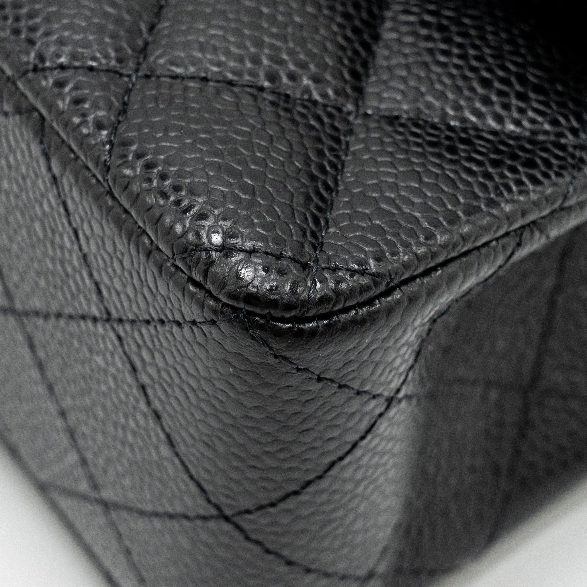 CHANEL SMALL CLASSIC DOUBLE FLAP BAG CAVIAR BLACK GHW (MICROCHIP)