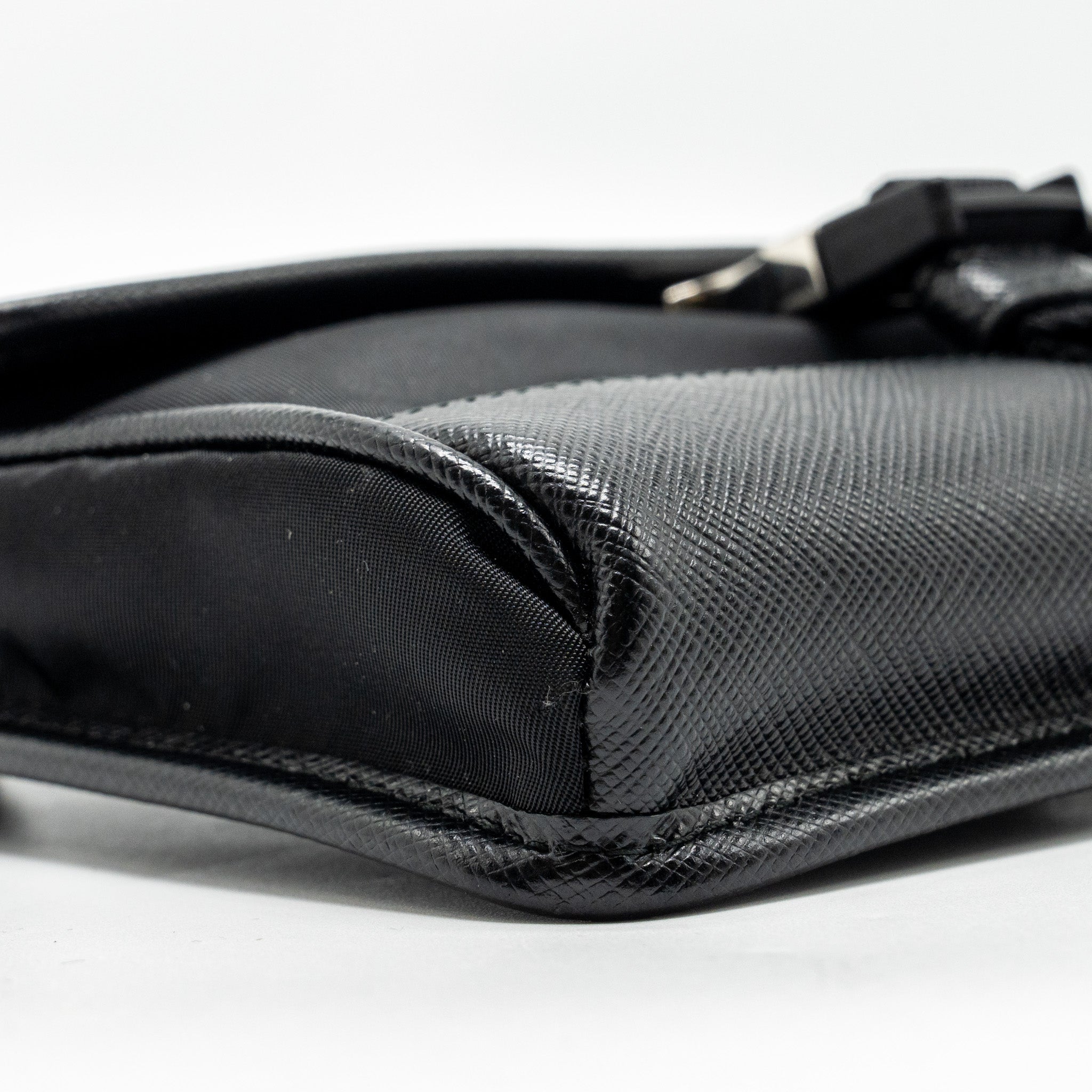 PRADA SMARTPHONE CASE RE-NYLON AND SAFFIANO LEATHER BLACK SHW