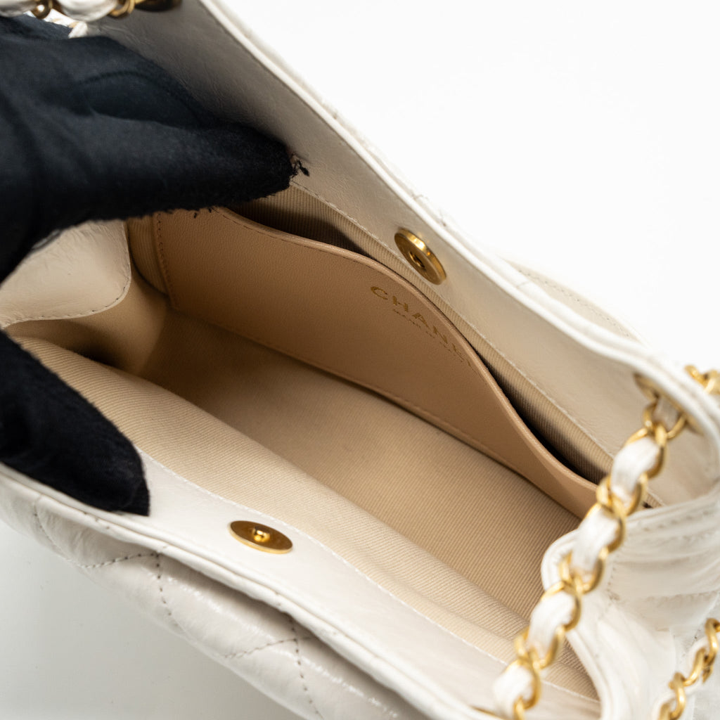 CHANEL 23B SMALL HOBO BAG SHINY CALFSKIN WHITE BRUSHED GHW(MICROCHIP)