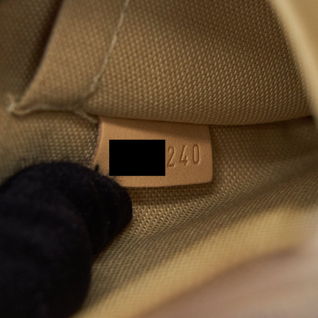 LOUIS VUITTON POCHETTE ACCESSORIES DAMIER AZUR CANVAS GHW