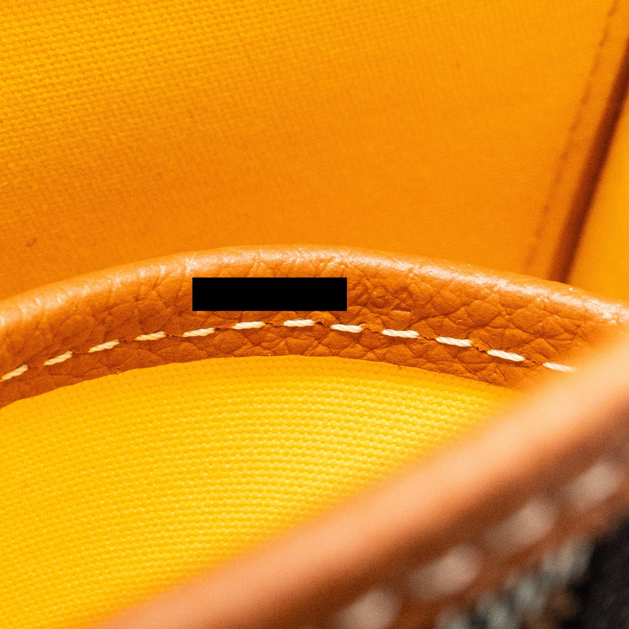GOYARD BELVEDERE PM MESSENGER BAG GOYARDLINE CANVAS/CALFSKIN BLACK/TAN SHW