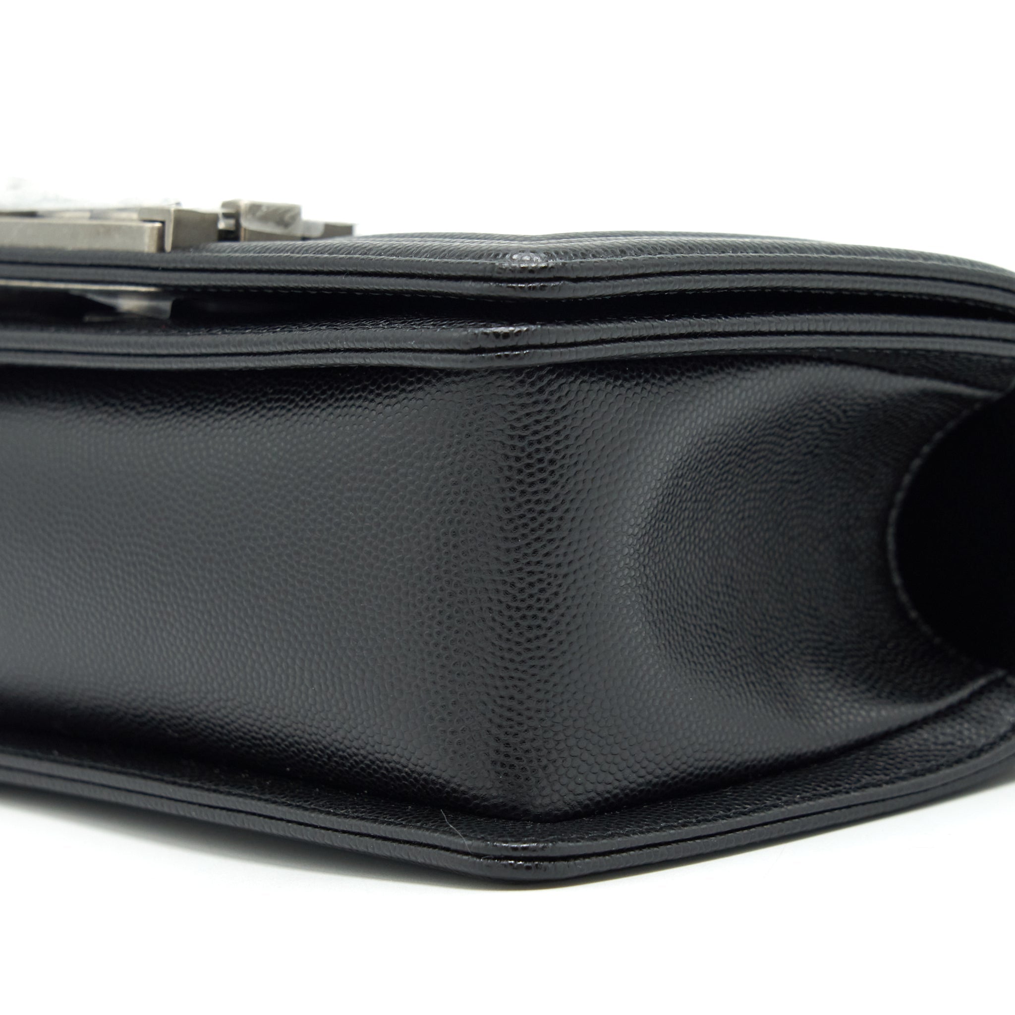 CHANEL SMALL BOY BAG CAVIAR BLACK RUTHENIUM SLIVER HARDWARE (MICROCHIP）