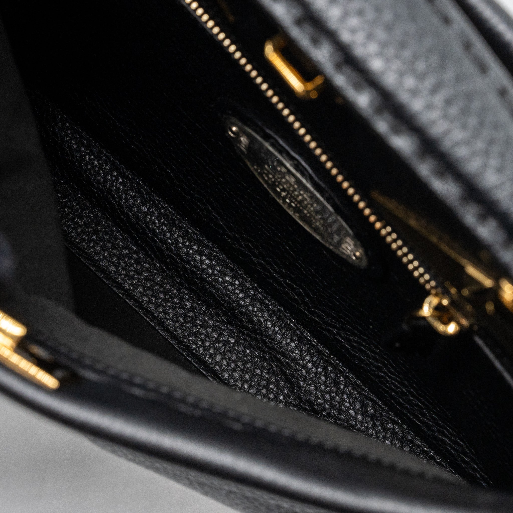FENDI PEEKABOO FIT MINI SELLERIA BAG WITH TOPSTICHING LEATHER BLACK GHW