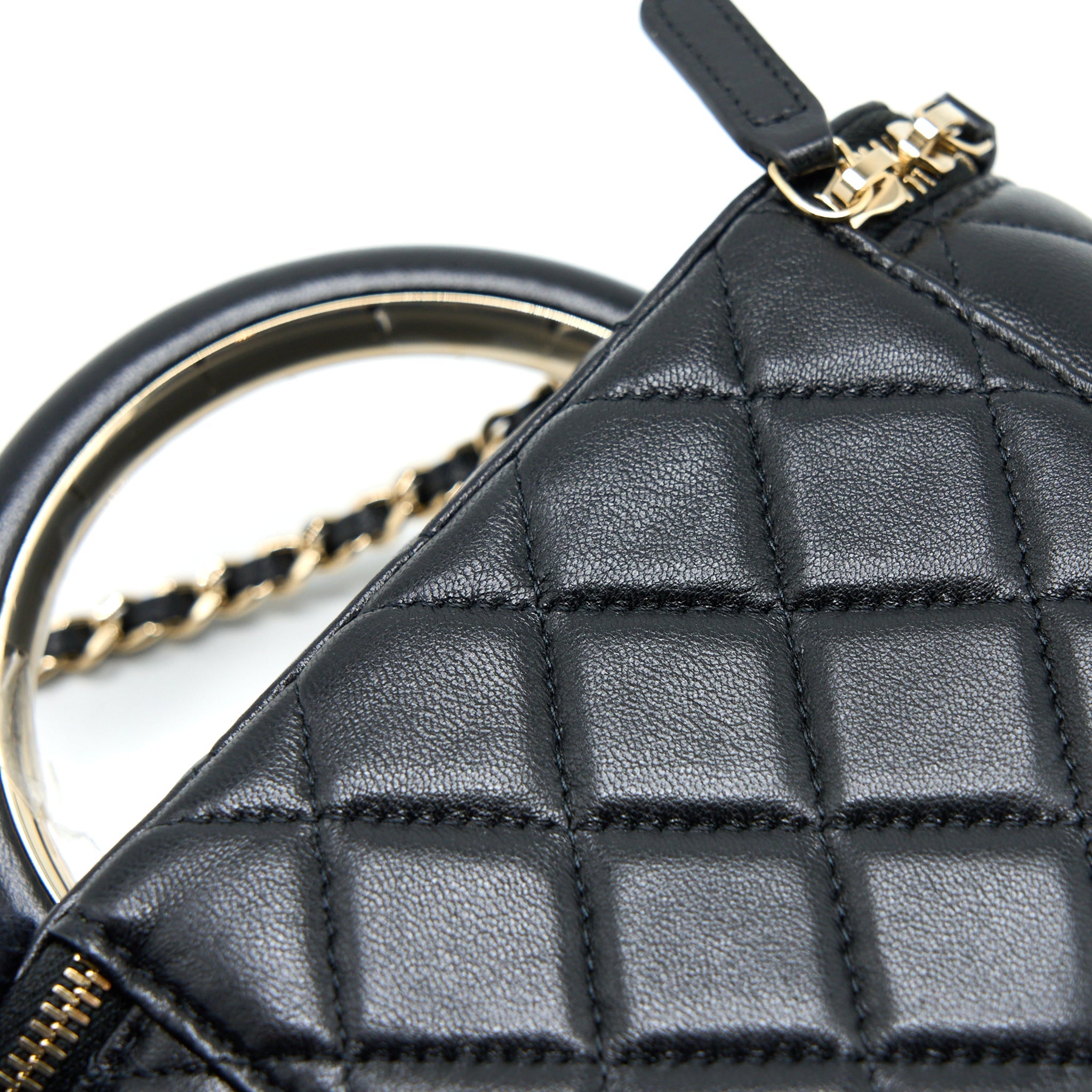 CHANEL 22A TOP HANDLE LONG VANITY CASE LAMBSKIN BLACK LGHW