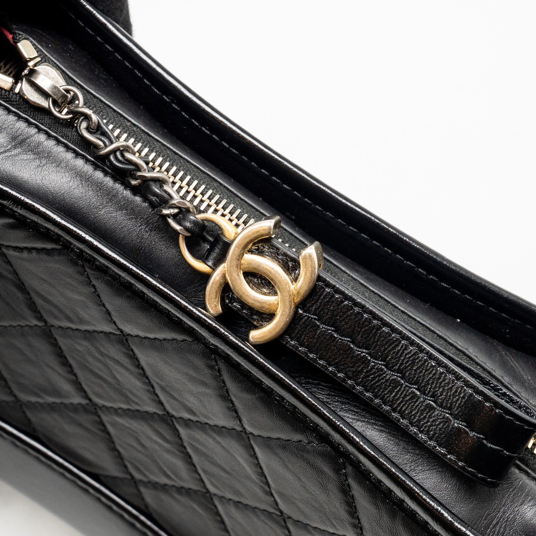 CHANEL SMALL GABRIELLE HOBO BAG AGED CALFSKIN BLACK MULTICOLOURED HARDWARE (MICROCHIP)