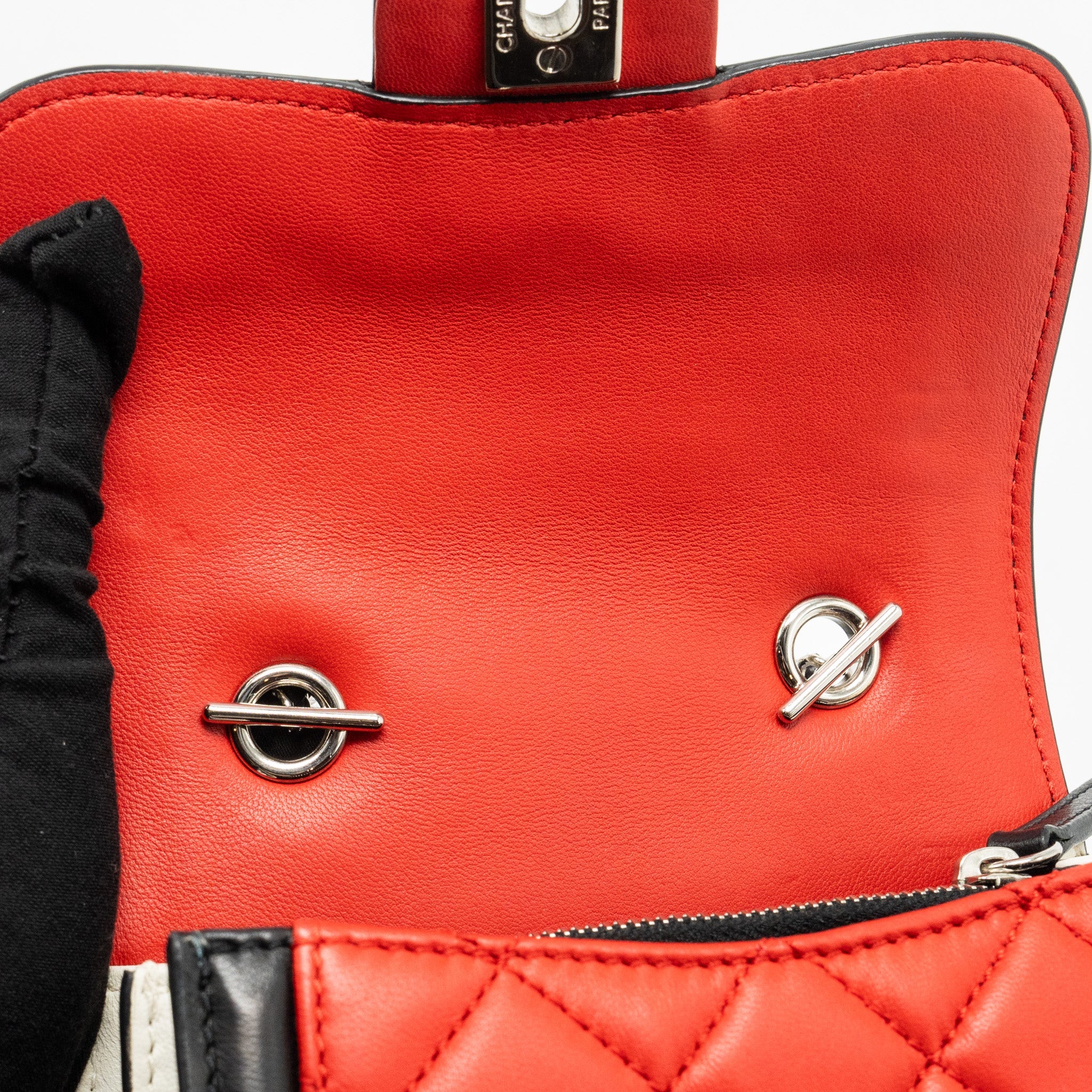 CHANEL TRICOLOR MINI GRAPHIC FLAP BAG LAMBSKIN RED/BLACK/WHITE SHW