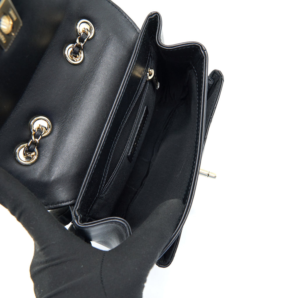 CHANEL SQUARE FLAP BAG LAMBSKIN IN BLACK GHW