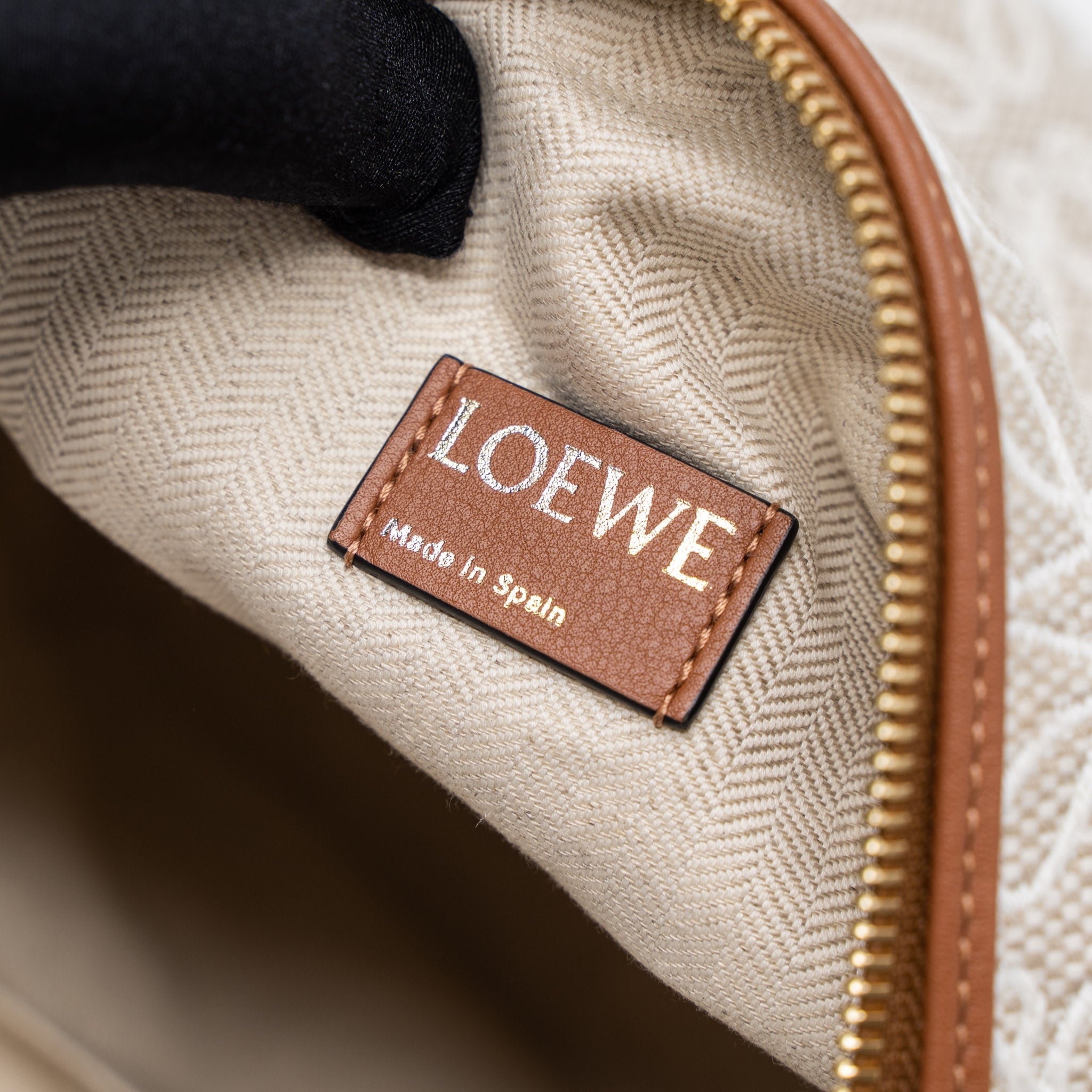 LOEWE MEDIUM CUBI ANAGRAM BAG TRIMMED LEATHER/JACQUARD CANVAS BEIGE/BROWN GHW