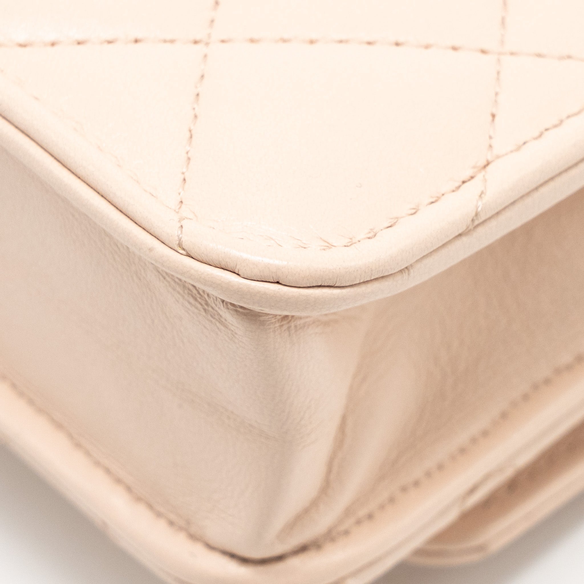 CHANEL PEARL CRUSH WALLET ON CHAIN LAMBSKIN LIGHT PINK GHW (MICROCHIP)