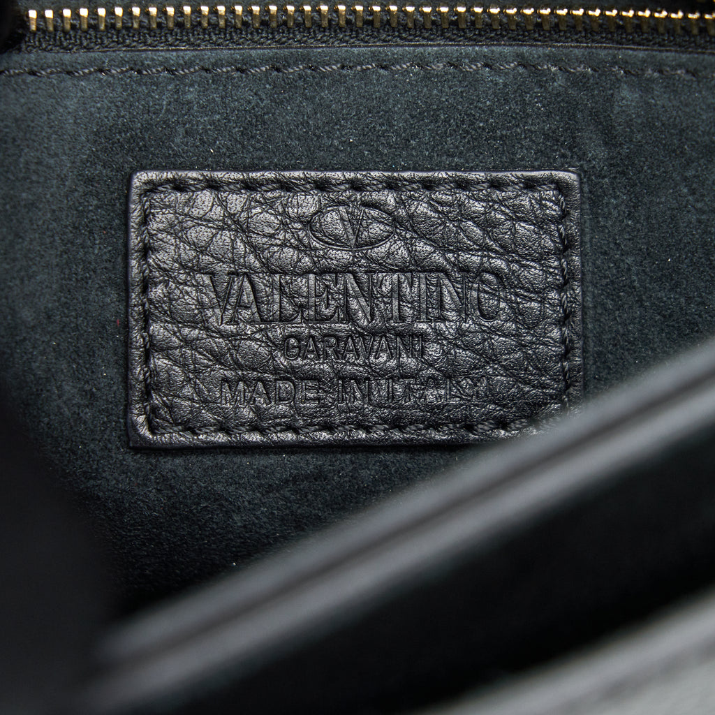 VALENTINO GARAVANI ROCKSTUD LEATHER CLUTCH BLACK