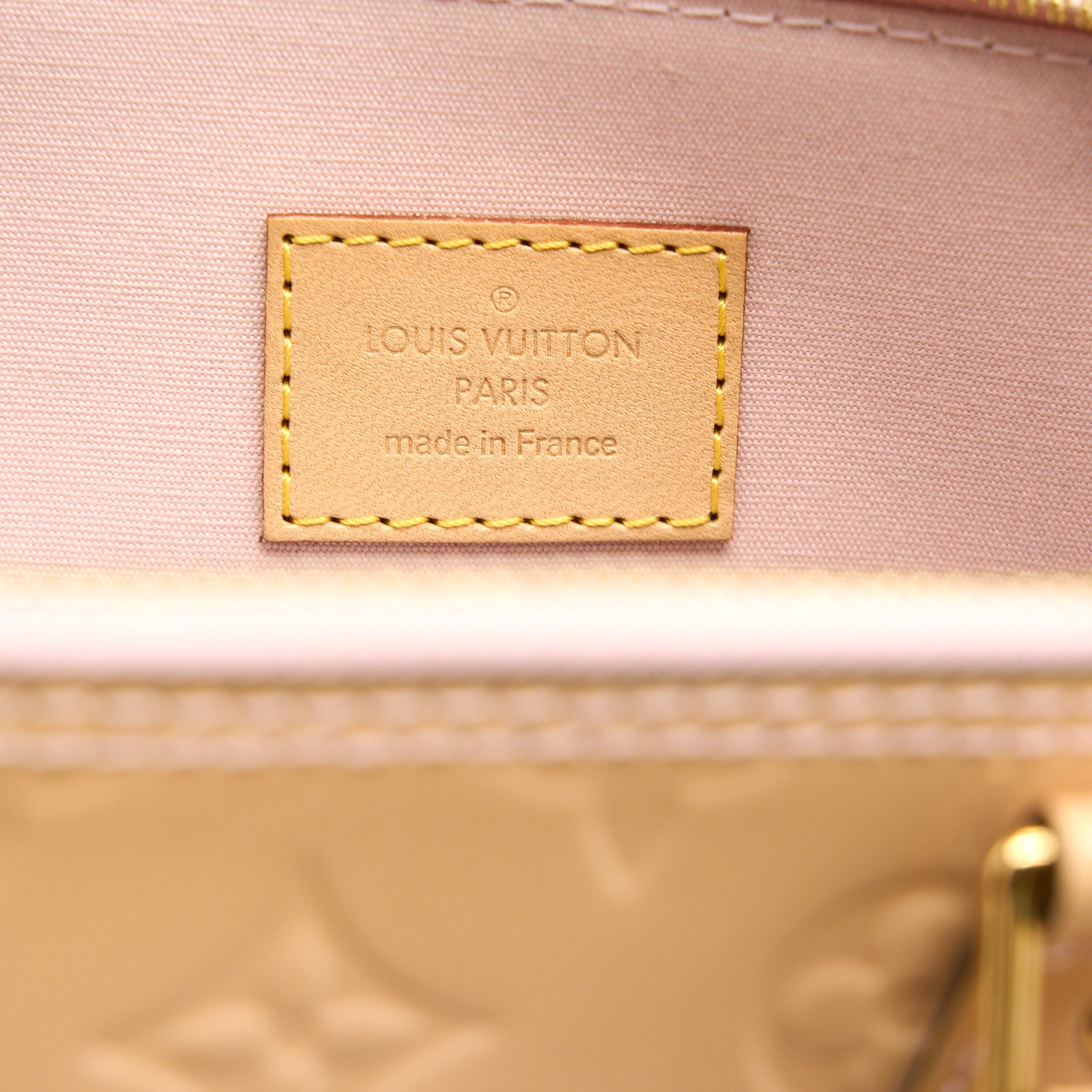 LOUIS VUITTON ALMA PM LIGHT BEIGE GHW