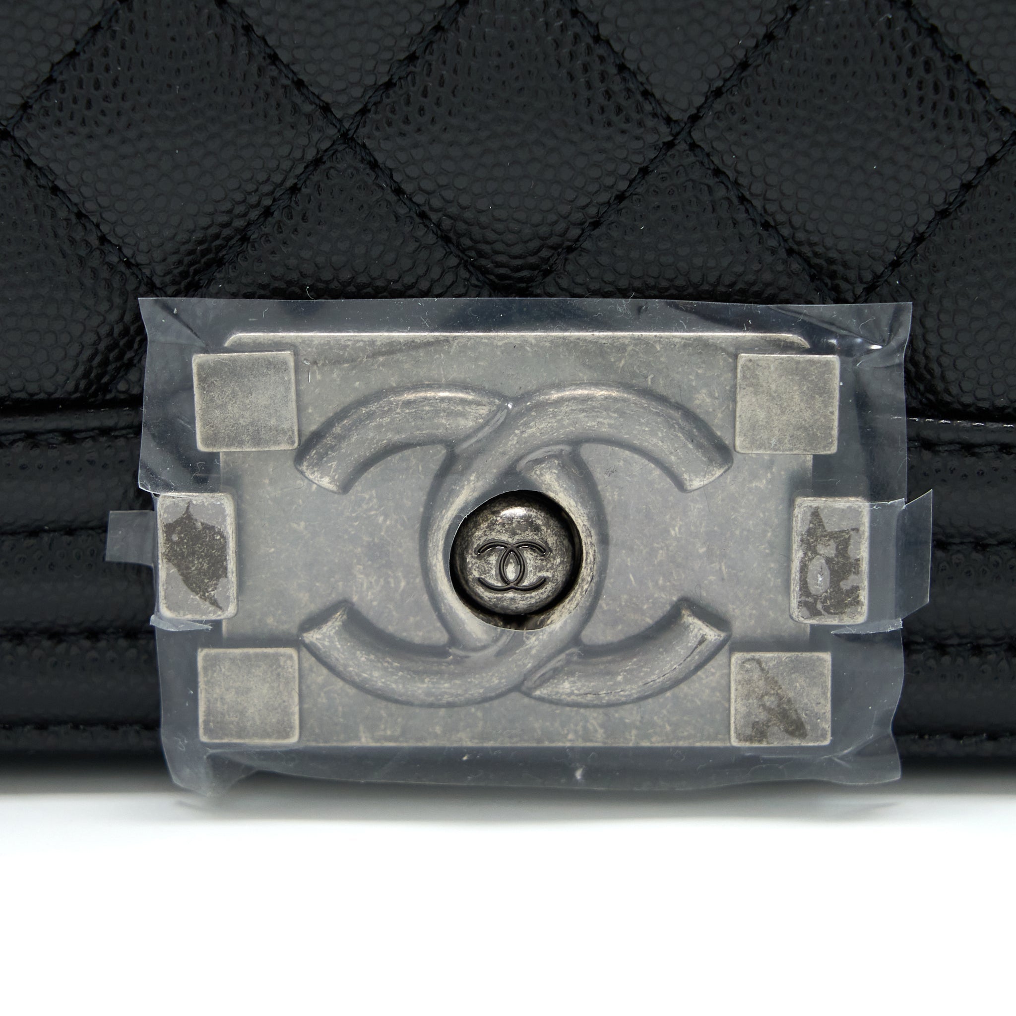 CHANEL SMALL BOY BAG CAVIAR BLACK RUTHENIUM SHW (MICROCHIP)