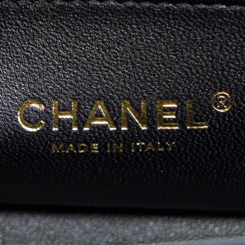 CHANEL SMALL BOY BAG CAVIAR BLACK WITH BRUSHED GHW(MICROCHIP)