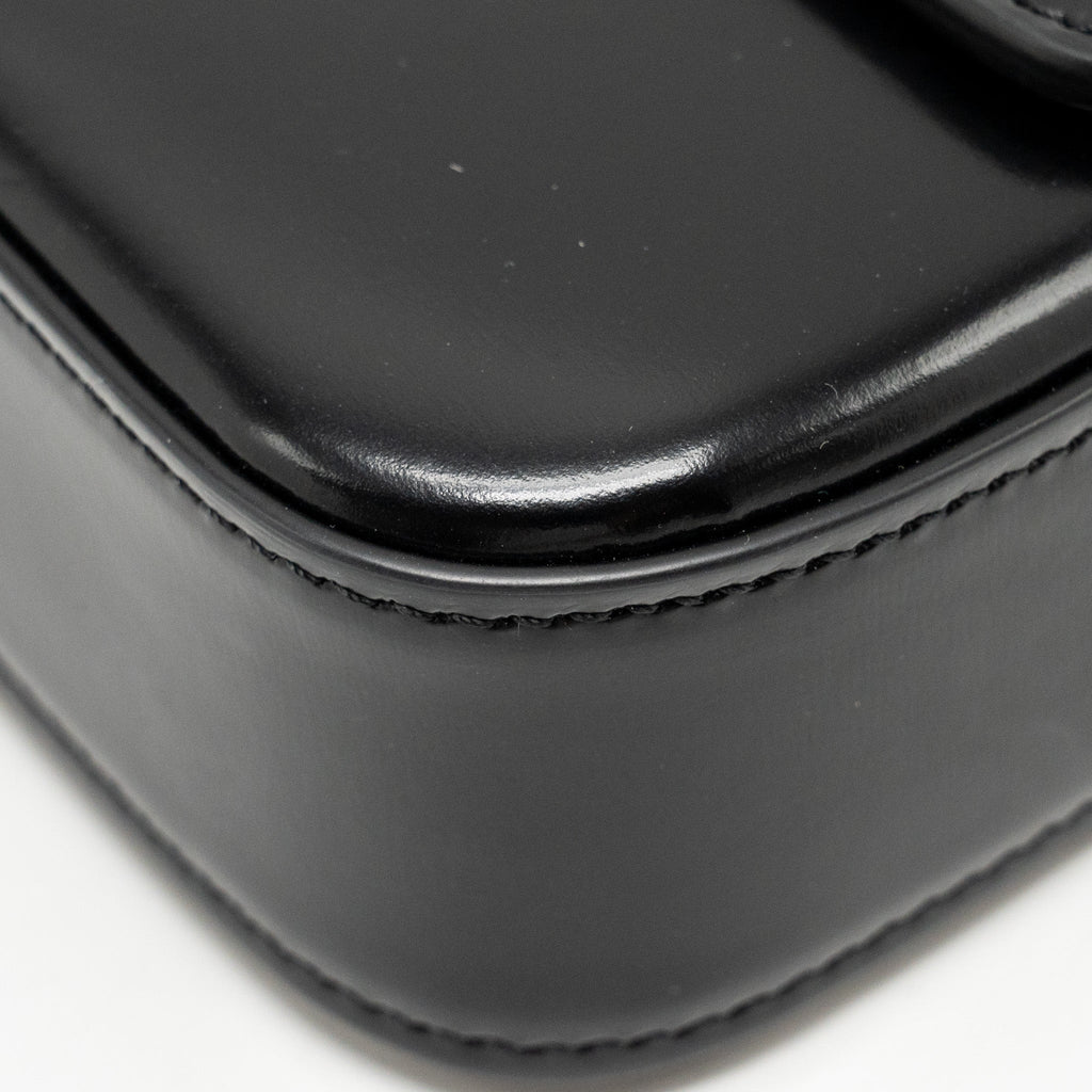 CELINE TRIOMPHE CHAIN SHOULDER BAG SHINY CALFSKIN BLACK GHW