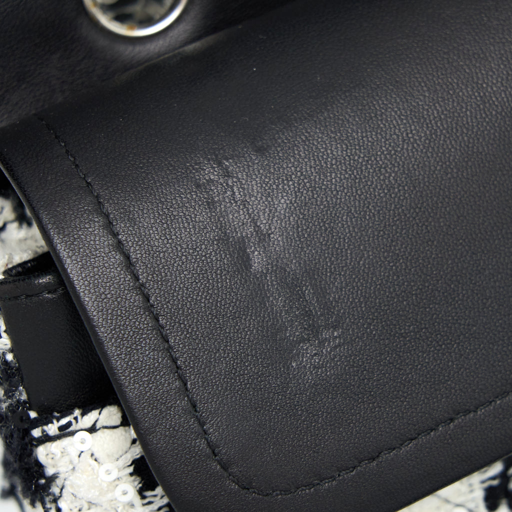 CHANEL CLASSIC DOUBLE FLAP BAG TWEED BLACK/WHITE SHW