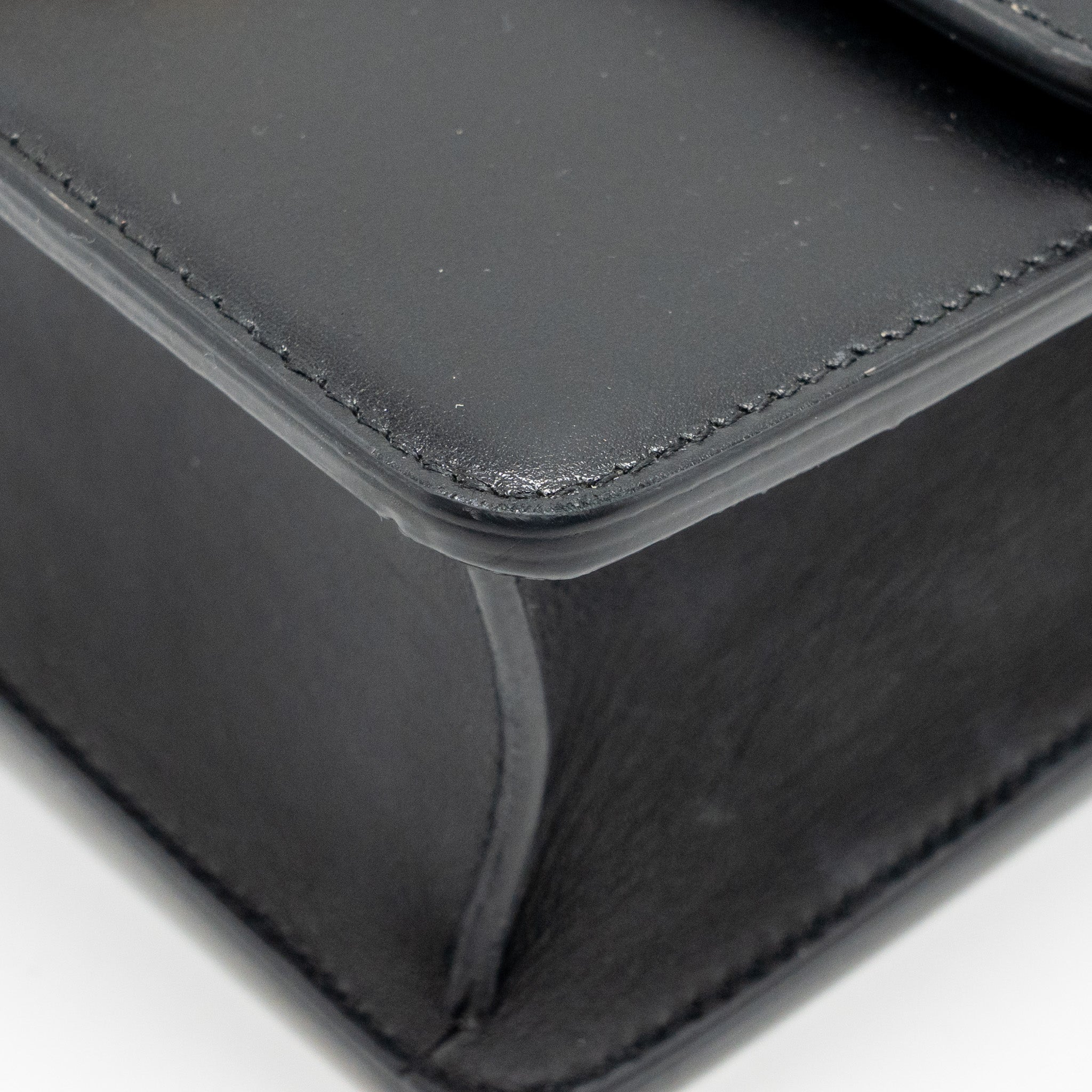 DIOR MEDIUM 30 MONTAIGNE FLAP BAG CALFSKIN BLACK GHW