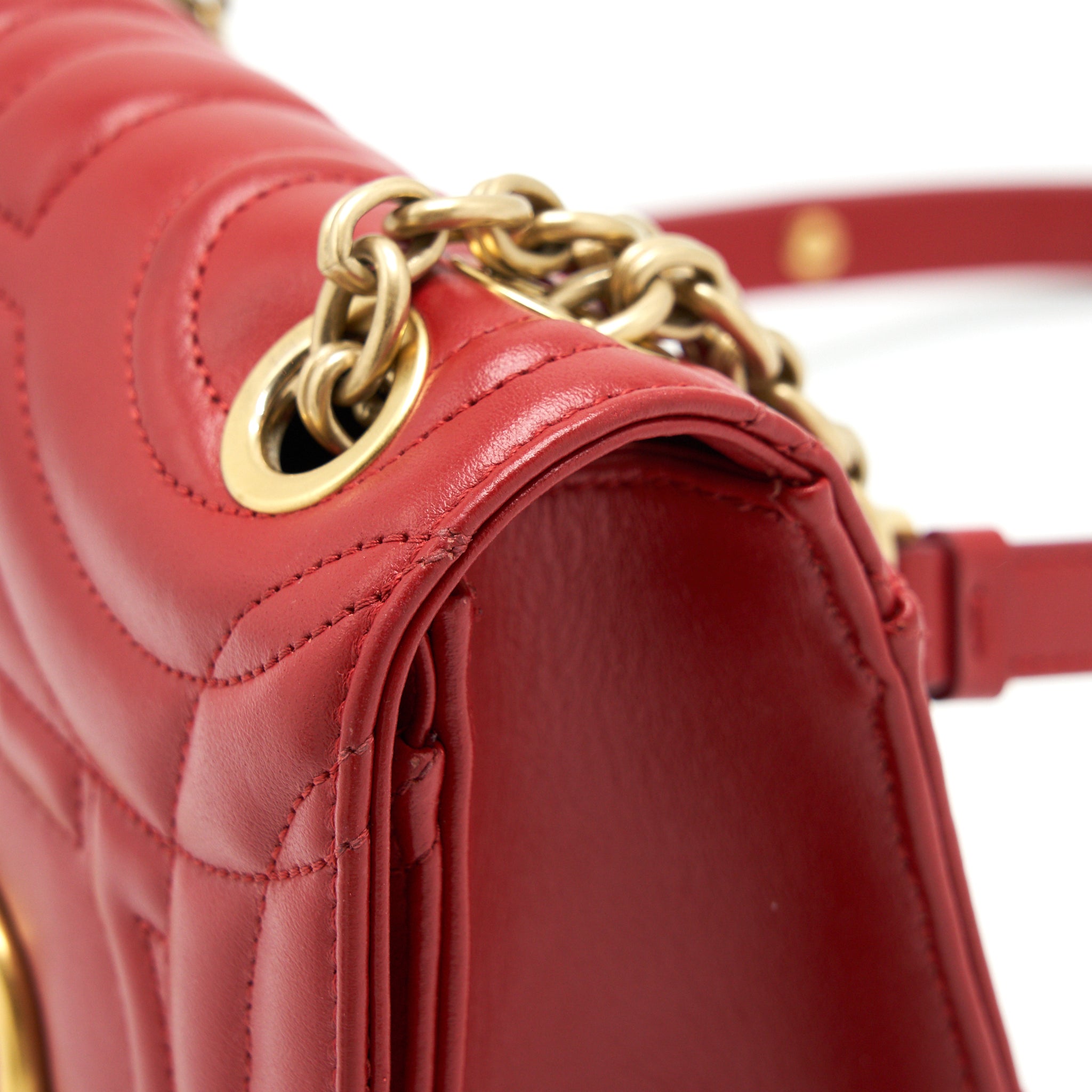SALVATORE FERRAGAMO GANCINI FLAP BAG CALFSKIN RED GHW