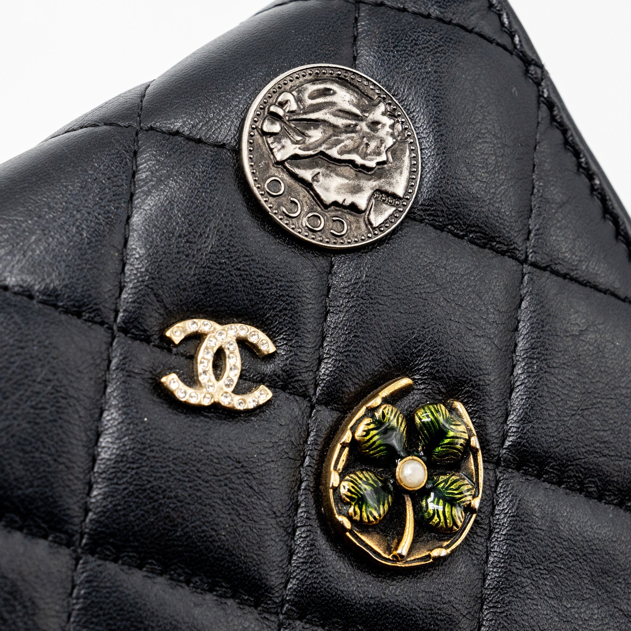 CHANEL 2.55 REISSUE LUCKY CHARMS WALLET ON CHAIN AGED CALFSKIN BLACK RUTHENIUM HARDWARE