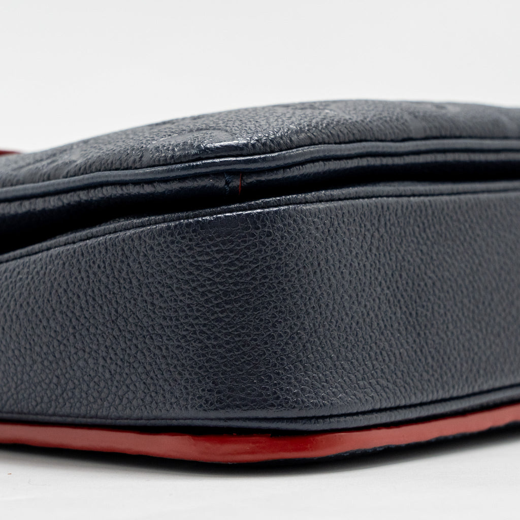 LOUIS VUITTON POCHETTE METIS MONOGRAM EMPREINTE MARINE/ROUGE GHW
