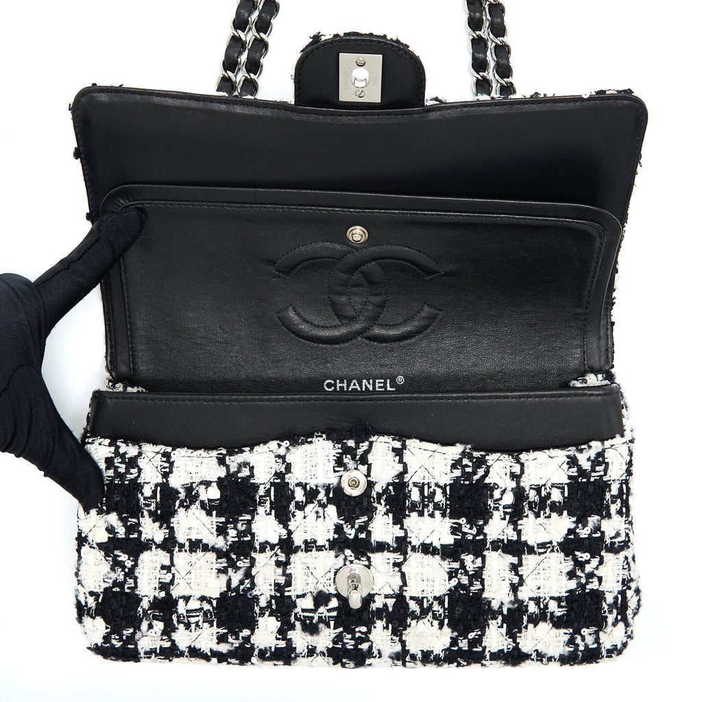CHANEL CLASSIC DOUBLE FLAP BAG TWEED BLACK/WHITE SHW