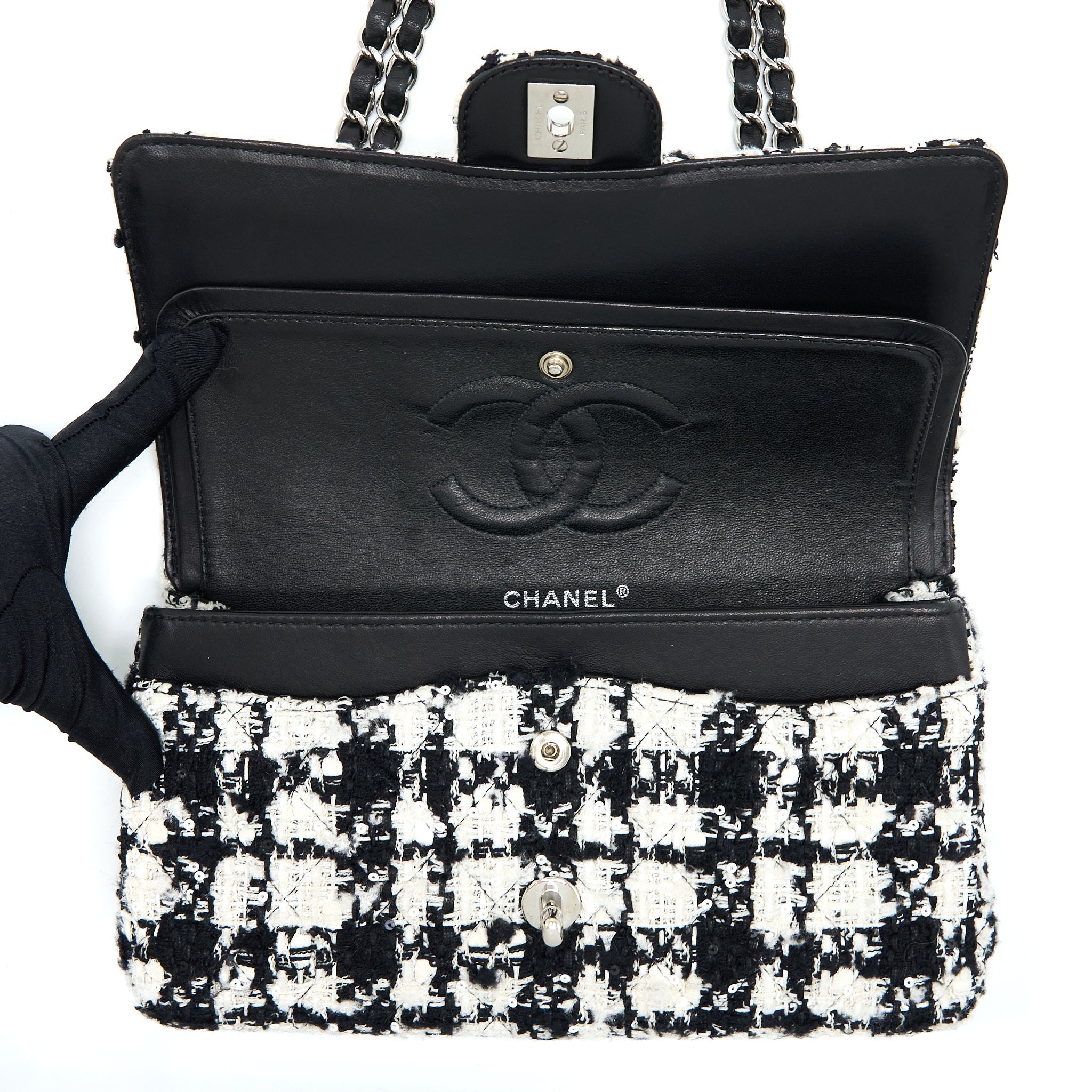 CHANEL CLASSIC DOUBLE FLAP BAG TWEED BLACK/WHITE SHW
