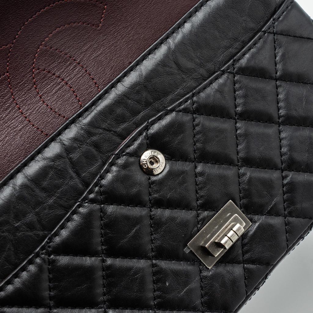 CHANEL 2.55 SMALL REISSUE FLAP BAG AGED CALFSKIN BLACK RUTHENIUM HARDWARE (MICROCHIP)