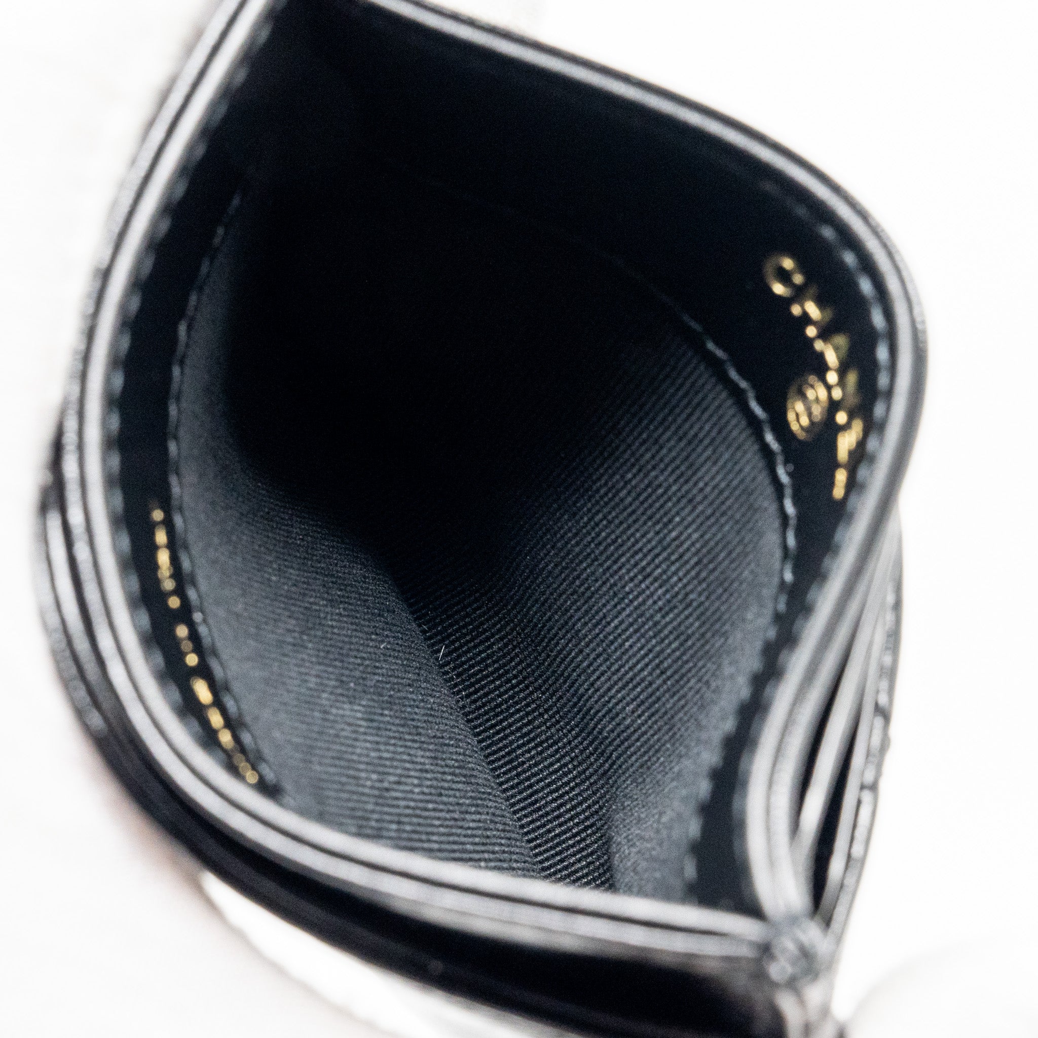 CHANEL 31 CARD HOLDER SHINY GOATSKIN BLACK LGHW (MICROCHIP)