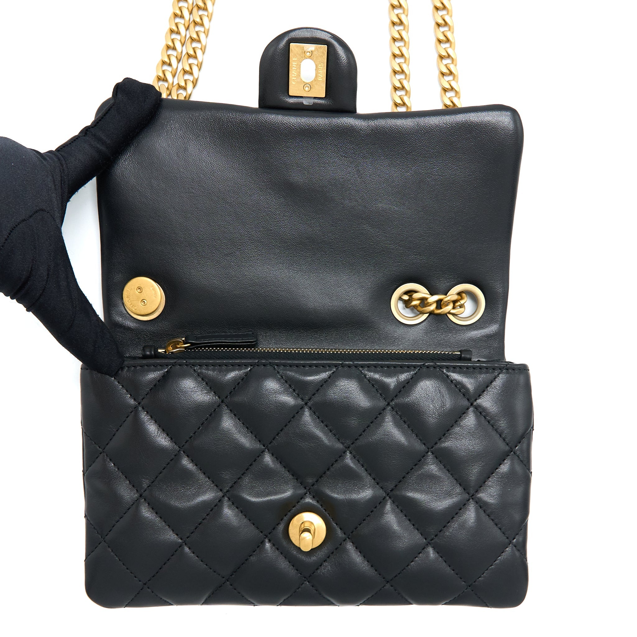CHANEL 22K GOLD PILLAR ADJUSTMENT CHAIN FLAP BAG LAMBSKIN BLACK GHW (MICROCHIP)