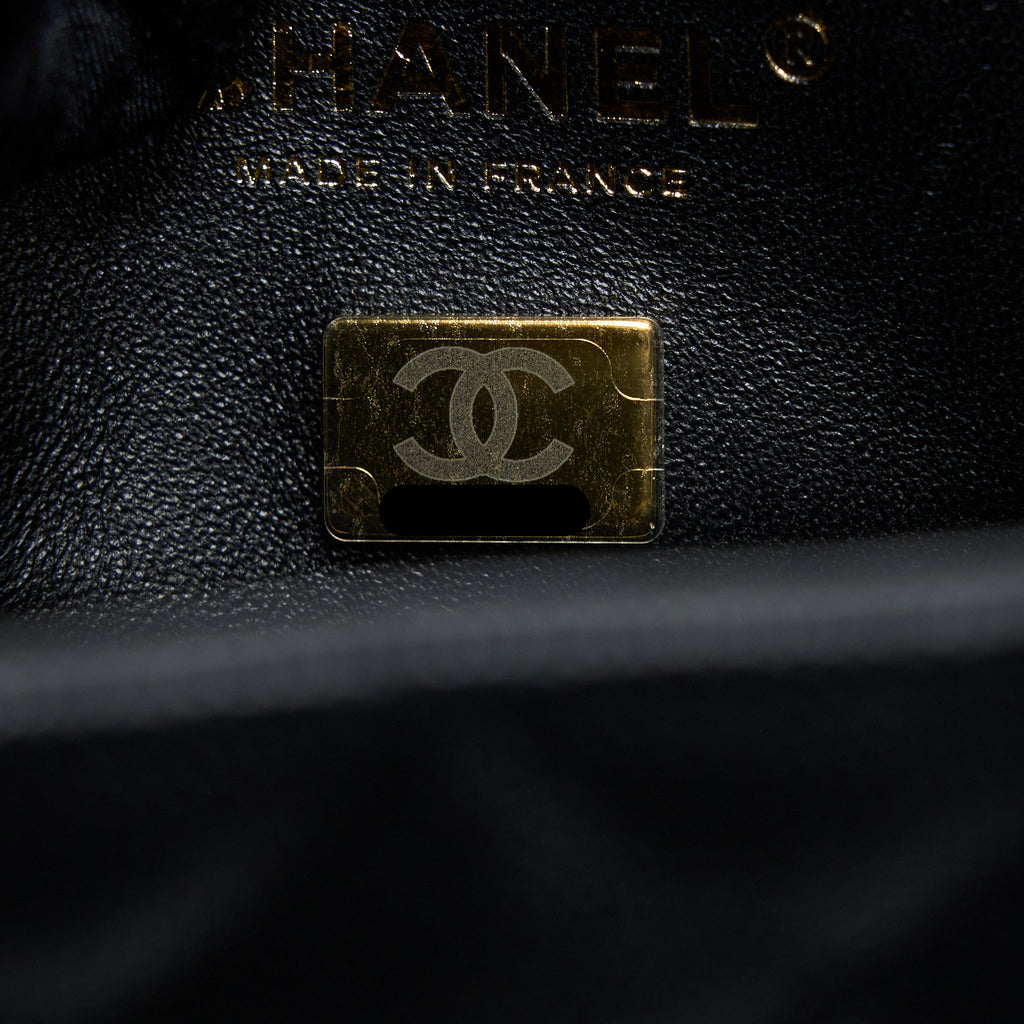 CHANEL 22S MINI BUCKET BAG CAVIAR BLACK LGHW (MICROCHIP)