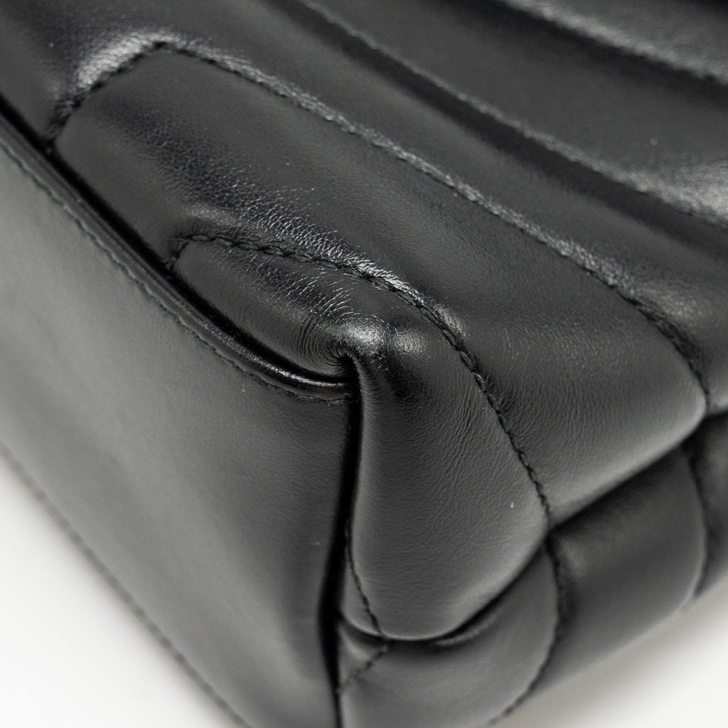 SAINT LAURENT/YSL SMALL LOULOU BAG CALFSKIN SO BLACK