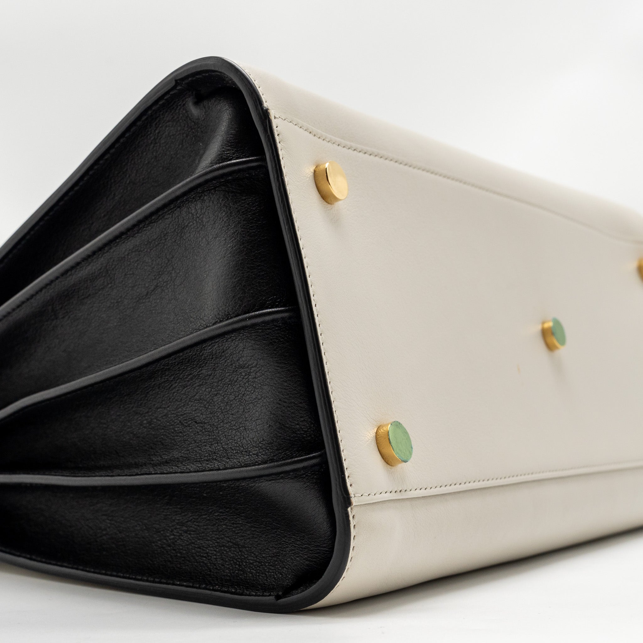 SAINT LAURENT /YSL SMALL SAC DE JOUR TOTE BAG CALFSKIN WHITE / BLACK GHW