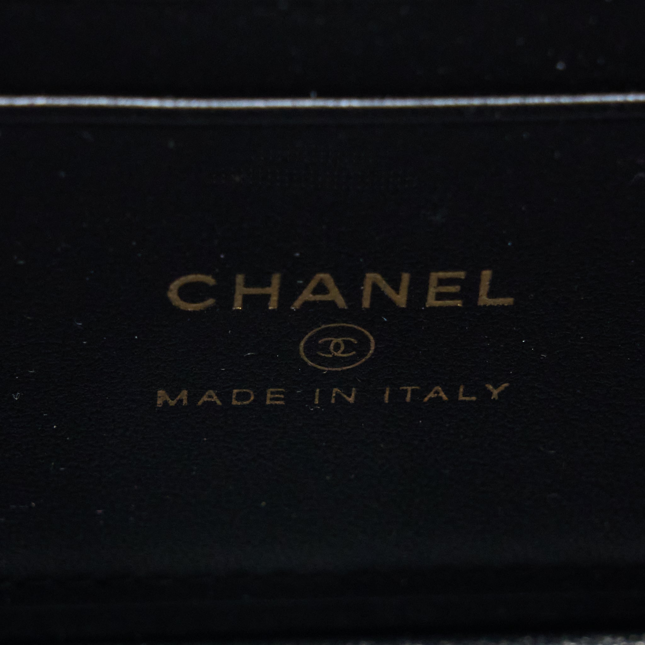 CHANEL 22A TOP HANDLE LONG VANITY WITH CHAIN LAMBSKIN BLACK LGHW