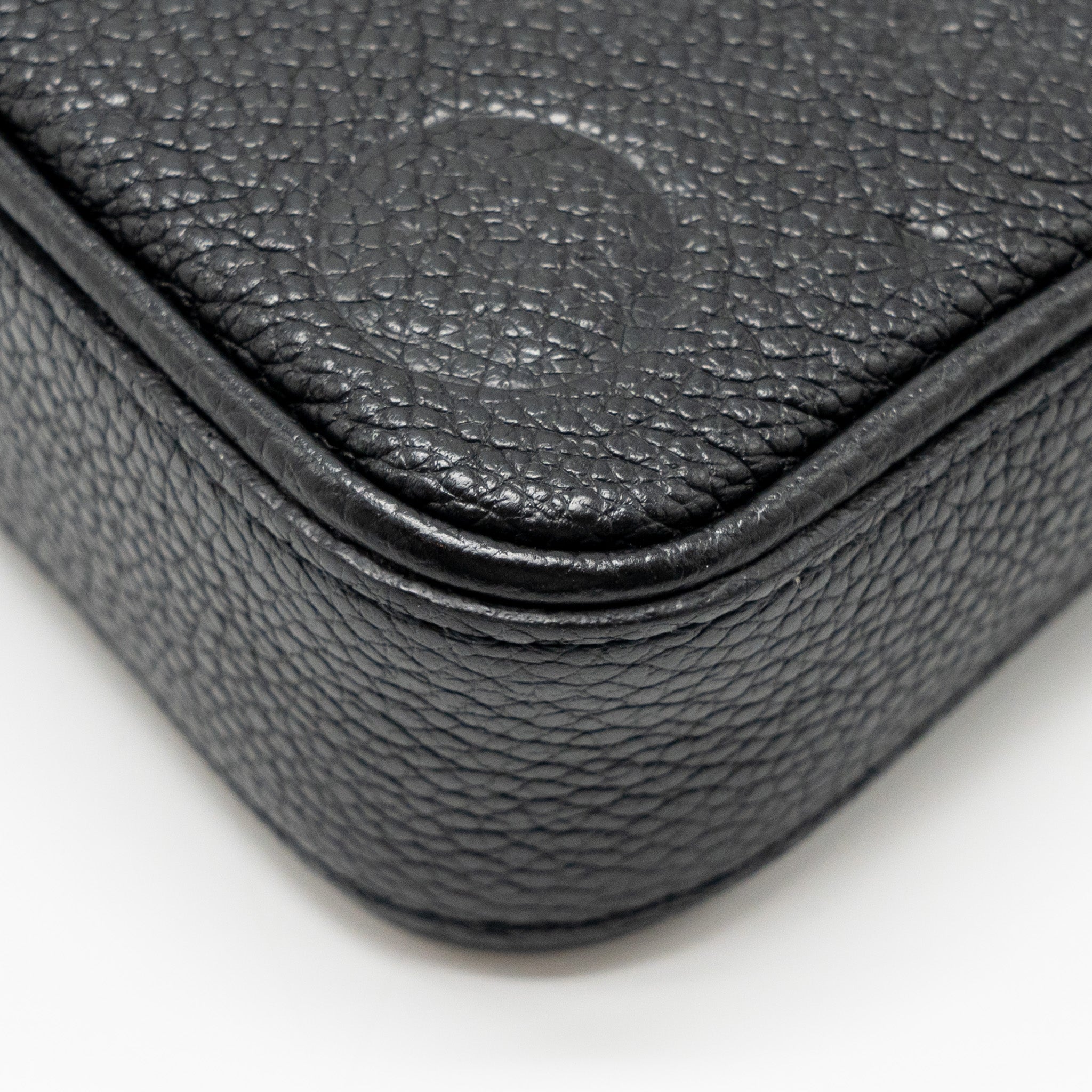 LOUIS VUITTON EASY POUCH ON STRAP EMPREINTE MONOGRAM BLACK GHW