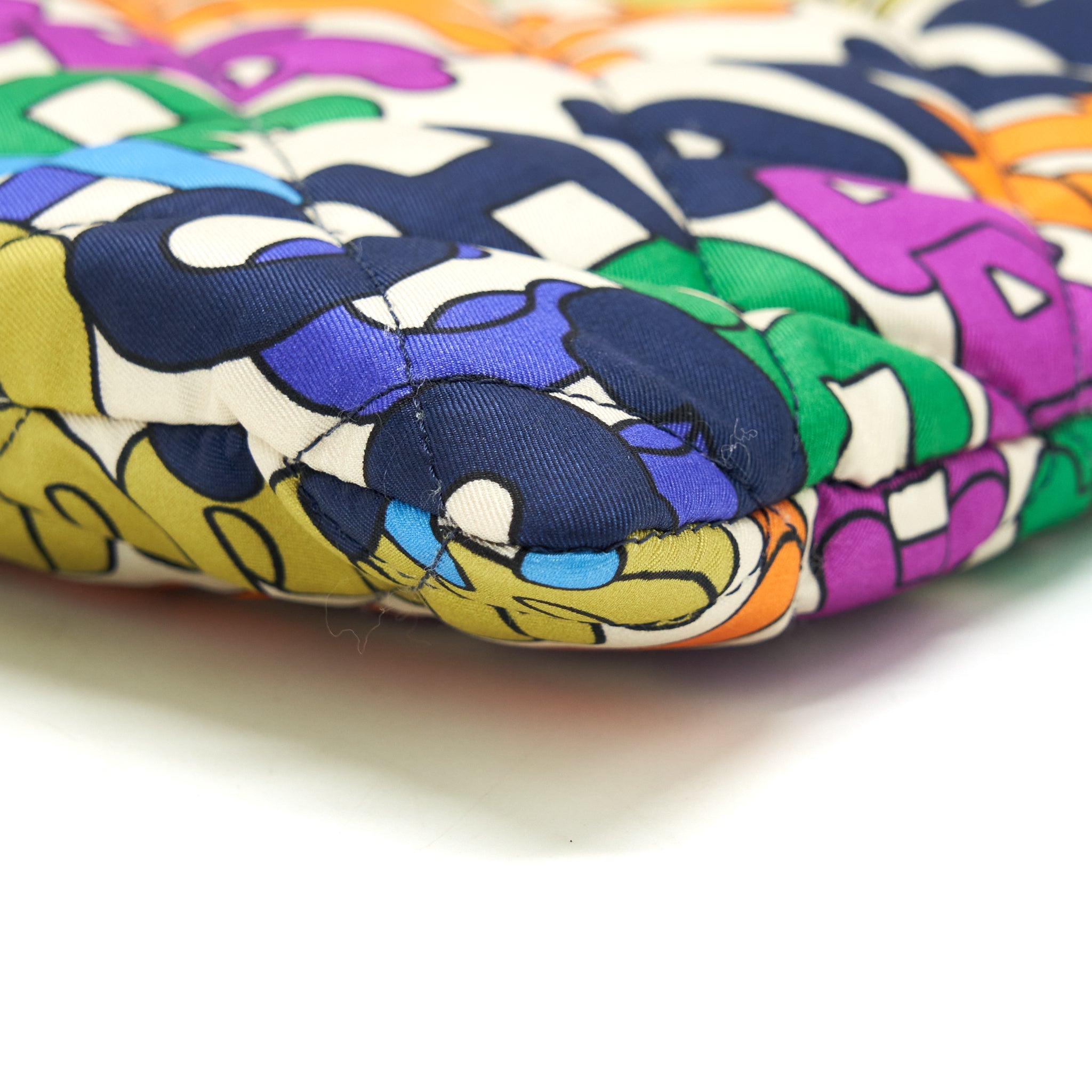 CHANEL 21K PRINTED BARRICADES QUILTED LOGO SHOPPING TOTE BAG MULTICOLOUR LGHW