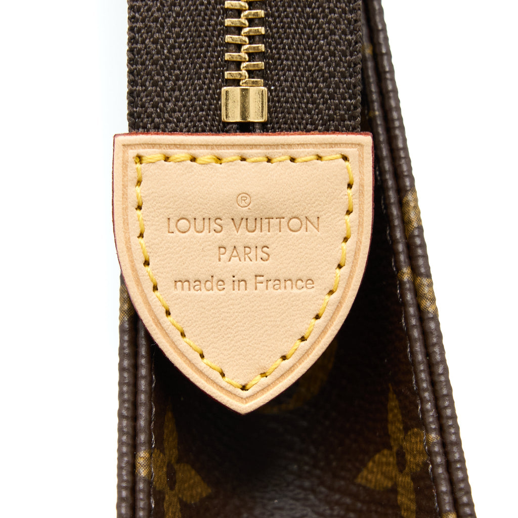 LOUIS VUITTON TOILETRY POCHETTE 26 MONOGRAM CANVAS GHW