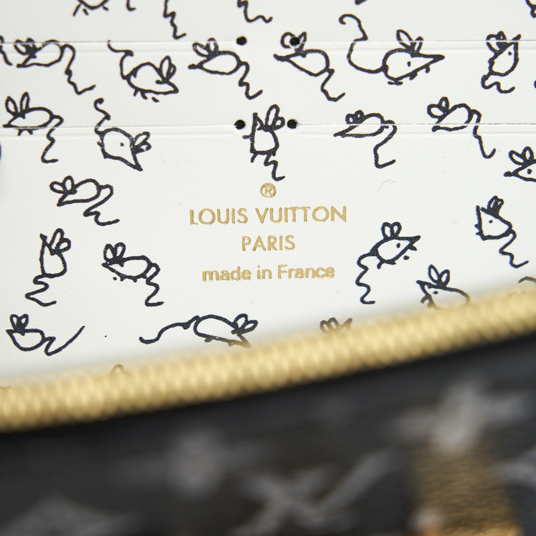 LOUIS VUITTON TWIST CHAIN WALLET MONOGRAM CATOGRAM CAT BLACK