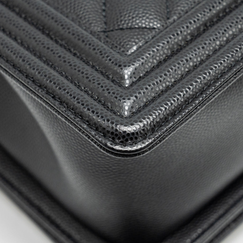 CHANEL MEDIUM BOY BAG CAVIAR BLACK RUTHENIUM SILVER HARDWARE (MICROCHIP)