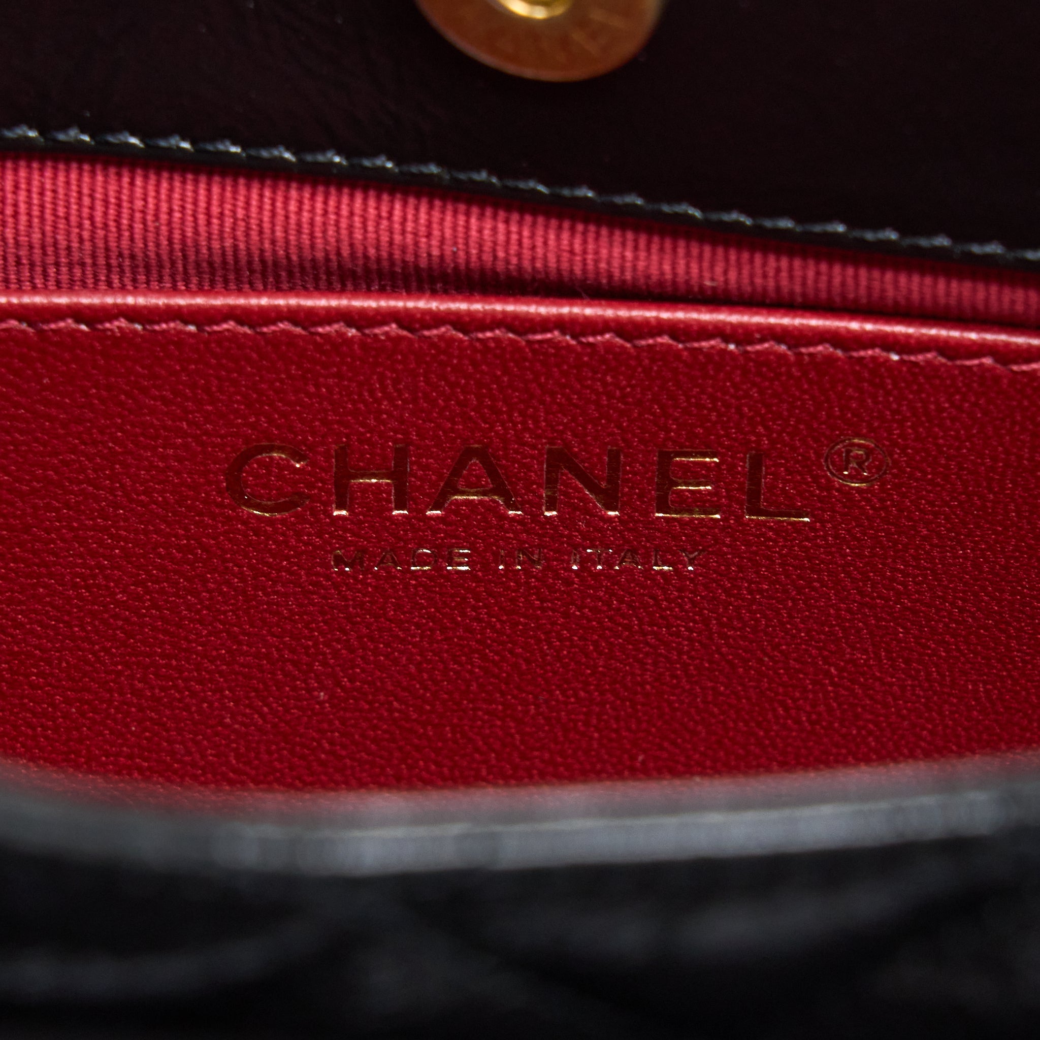 CHANEL 23C SMALL HOBO BAG SHINY CALFSKIN BLACK BRUSHED GHW (MICROCHIP)