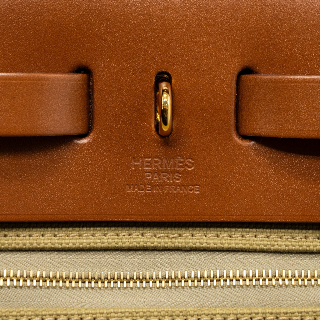 HERMES HERBAG 31 ZIP BAG RETOURNE CANVAS/VACHE HUNTER POUSSIERE/FAUVE GHW