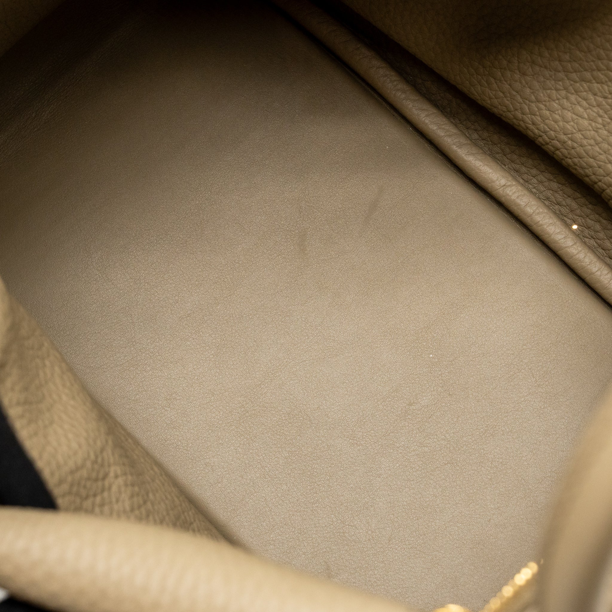 HERMES LINDY 26 CLEMENCE BEIGE MARFA GHW