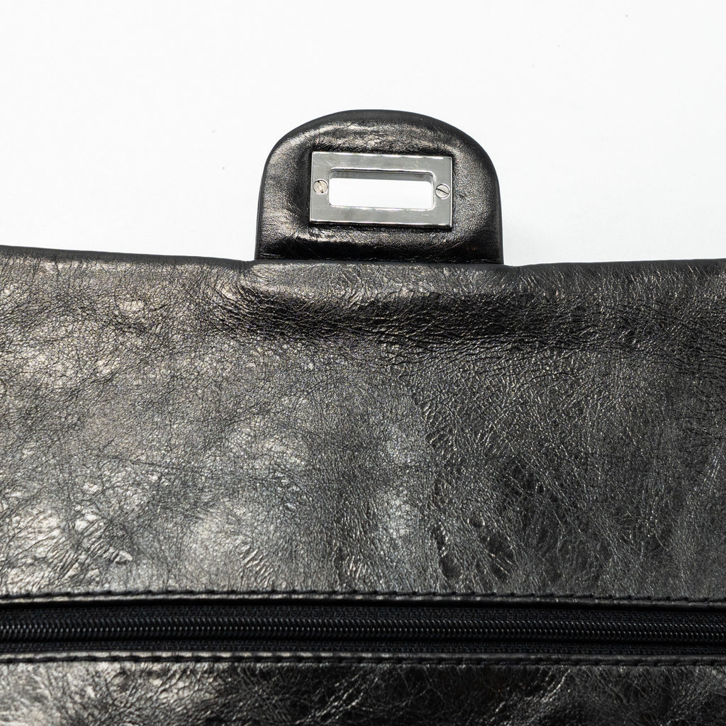 CHANEL 2.55 226 REISSUE DOUBLE FLAP BAG GRAINED CALFSKIN BLACK SHW