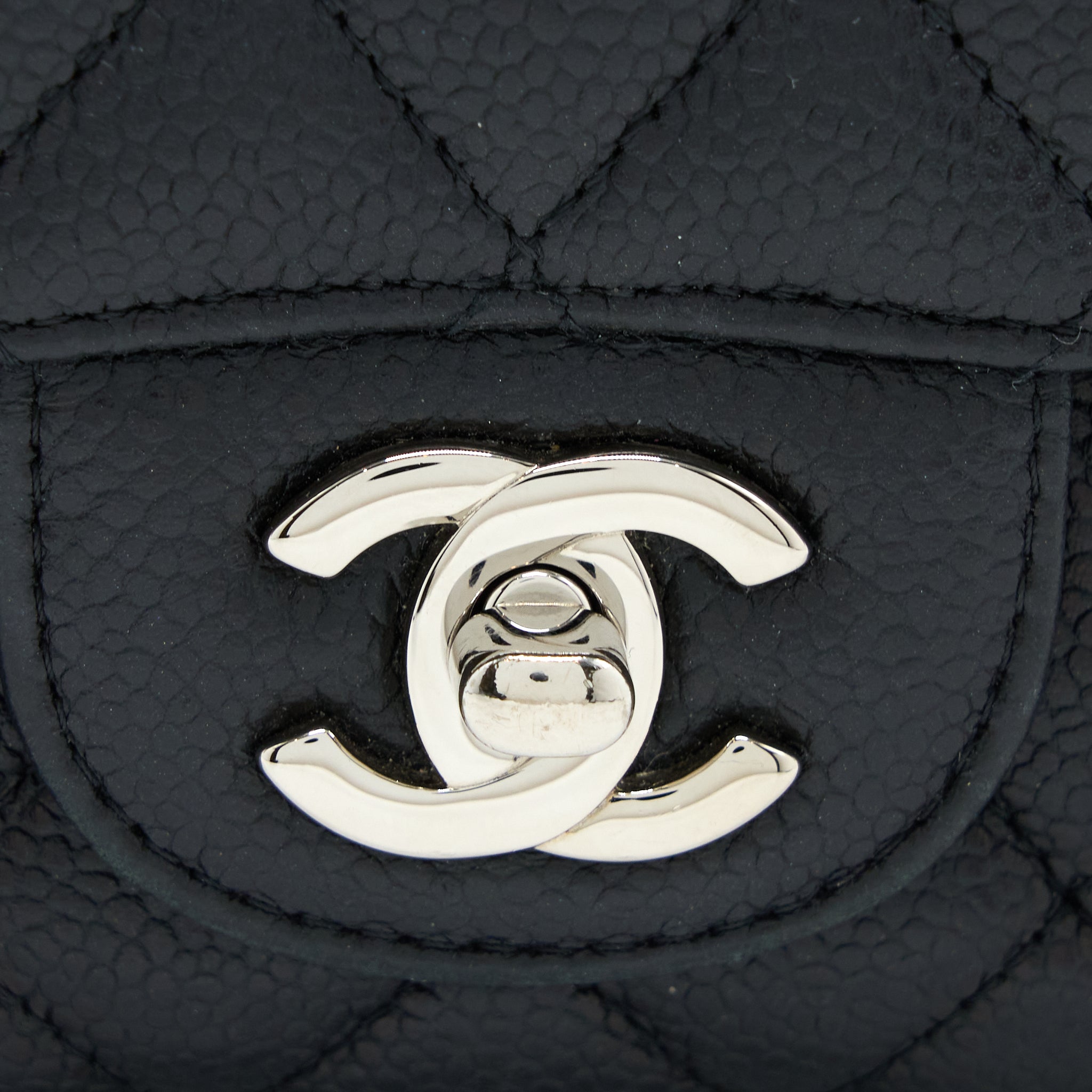 CHANEL MEDIUM CLASSIC DOUBLE FLAP BAG CAVIAR BLACK SHW